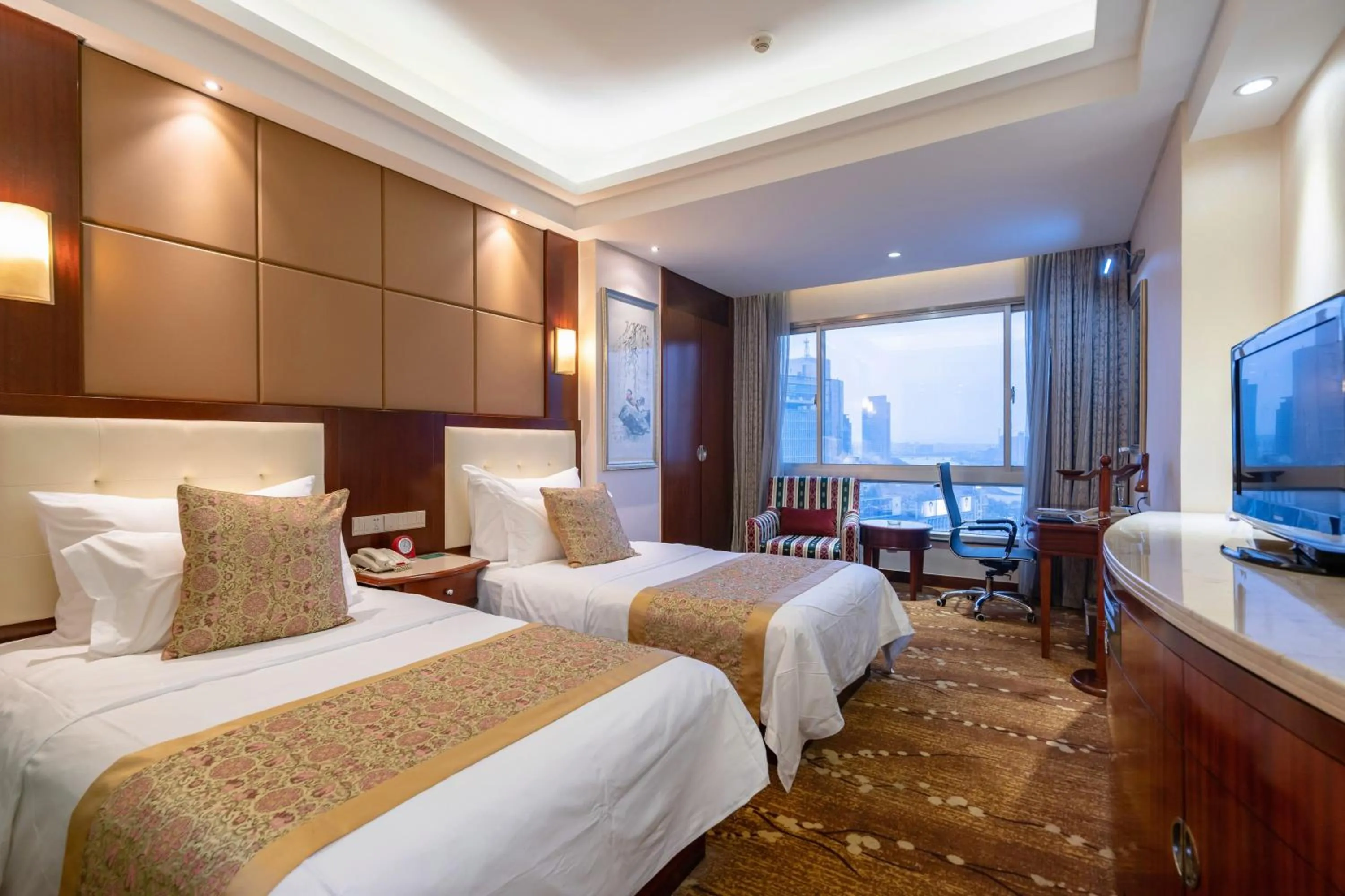Photo of the whole room, Bed in Citic Ningbo International Hotel