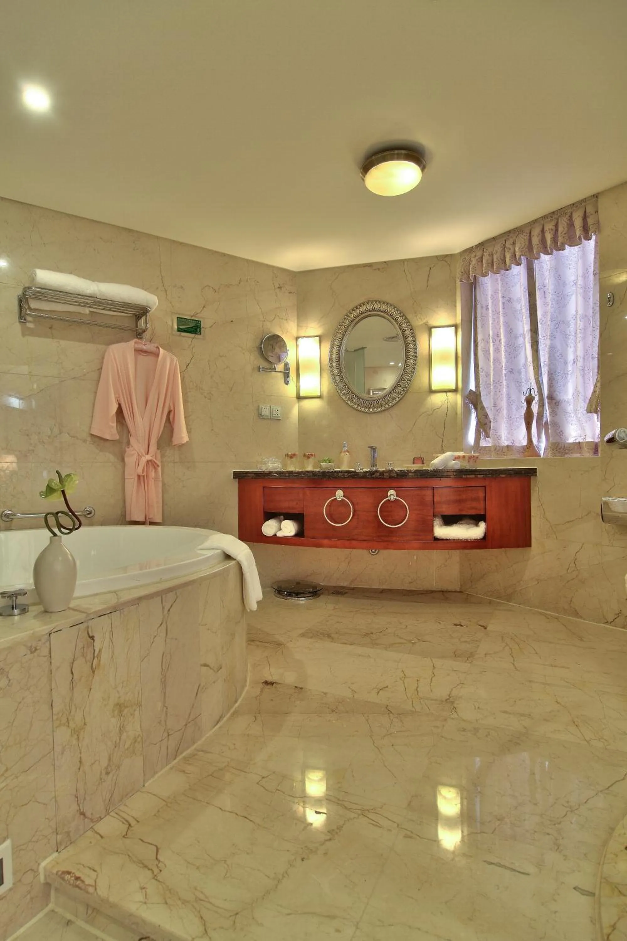 Bathroom in Citic Ningbo International Hotel