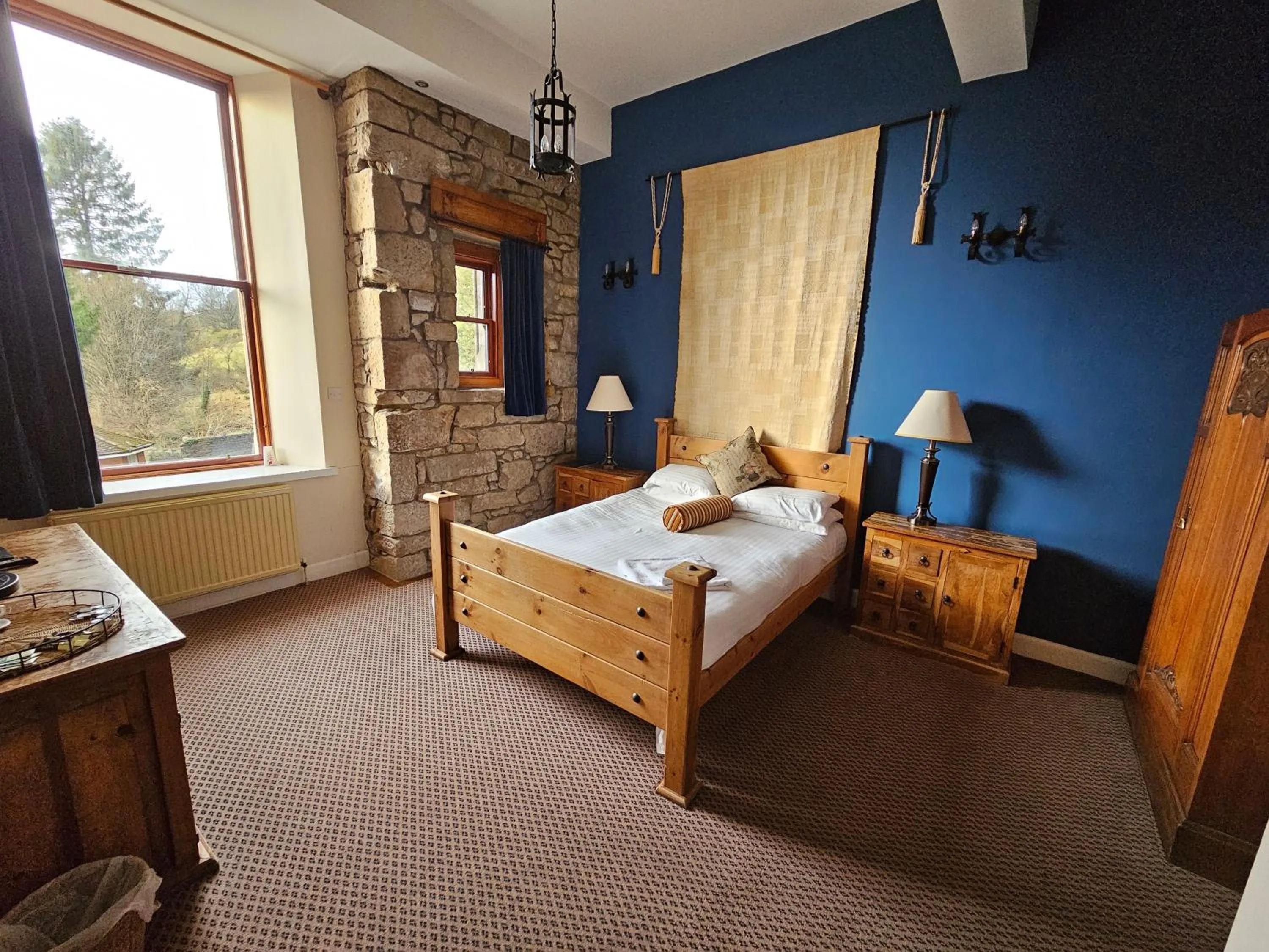 Bedroom, Bed in Broomhall Castle Hotel