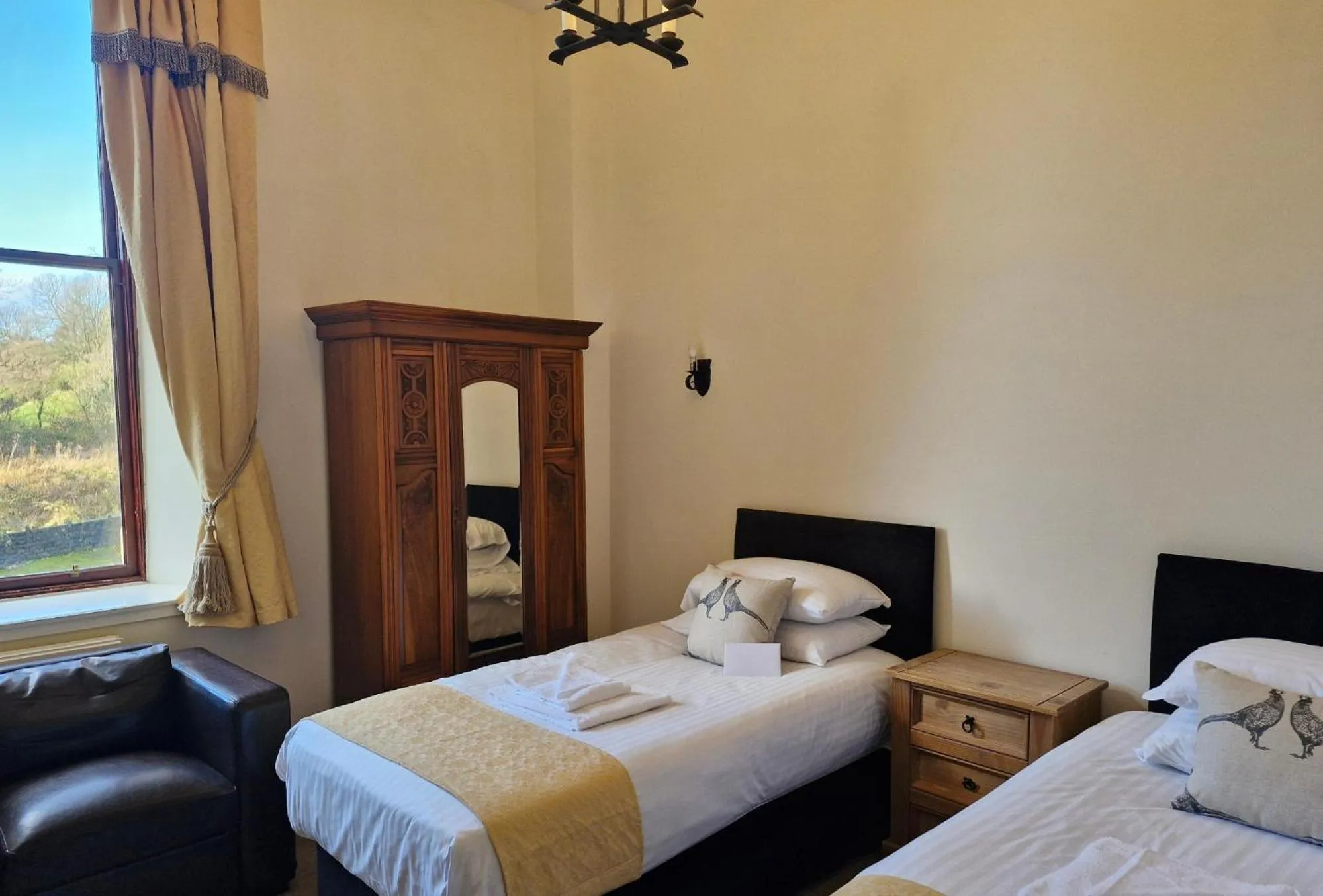 Bed in Broomhall Castle Hotel