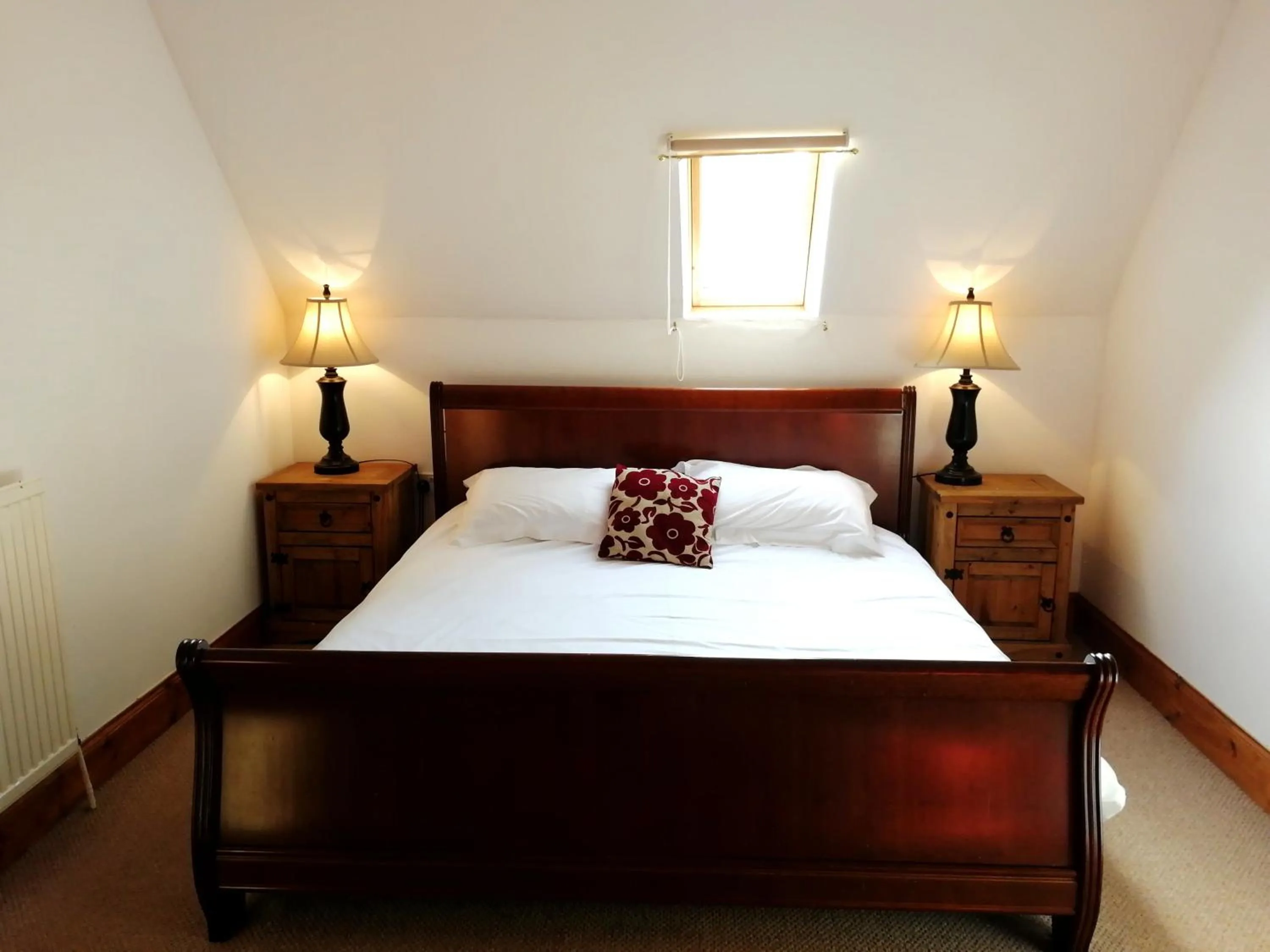 Bedroom, Bed in Broomhall Castle Hotel