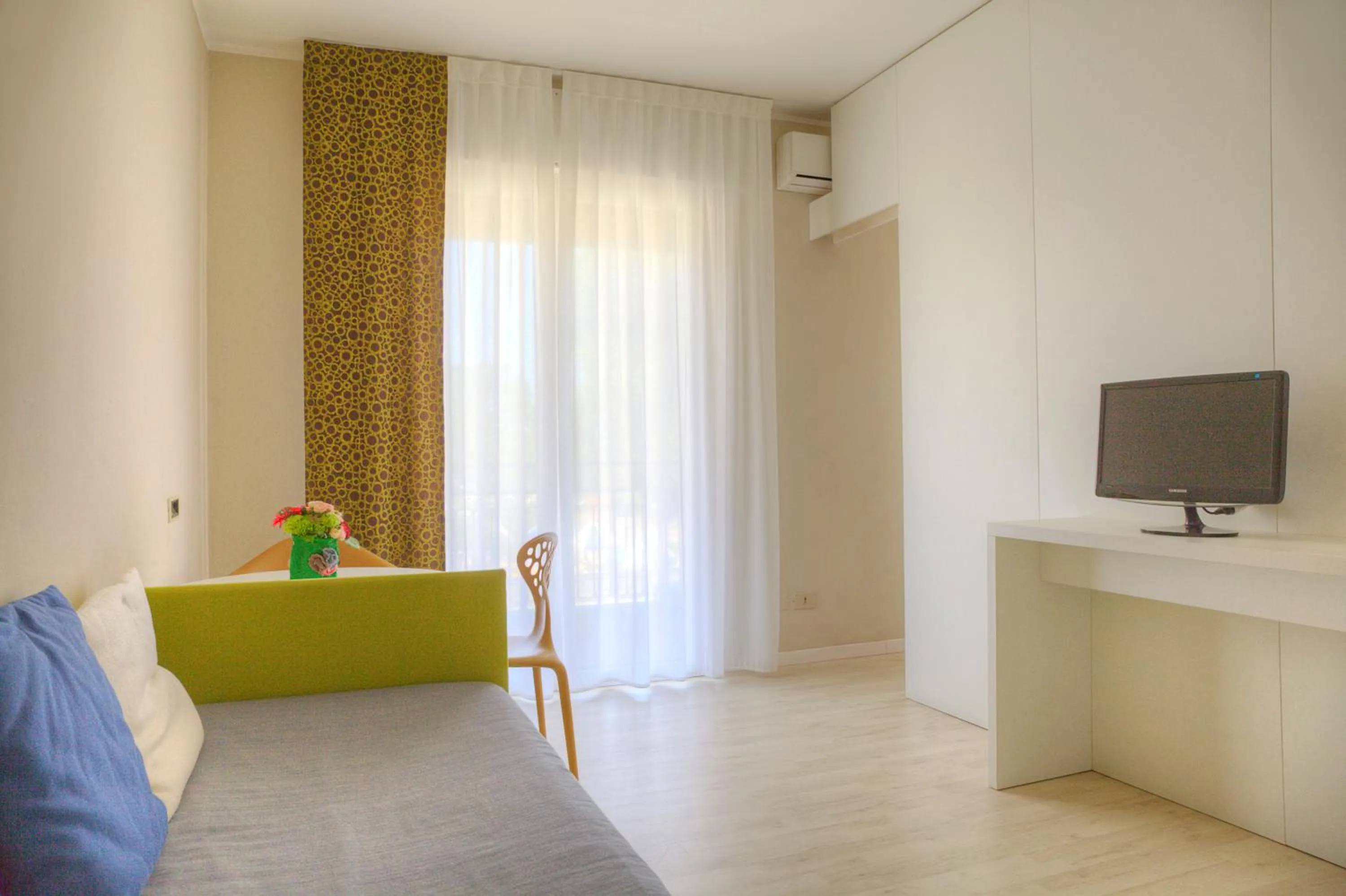 Living room in Ute Hotel