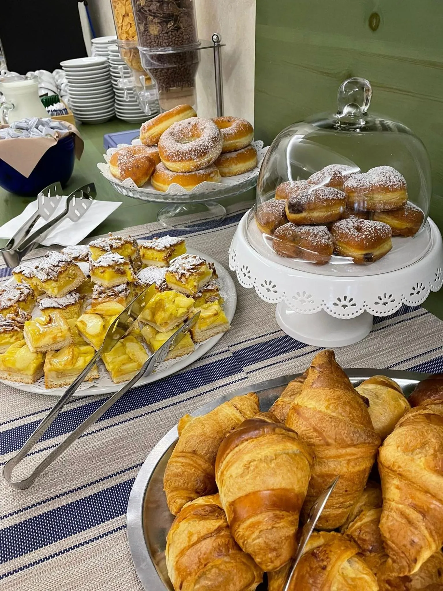 Food and drinks in Ute Hotel