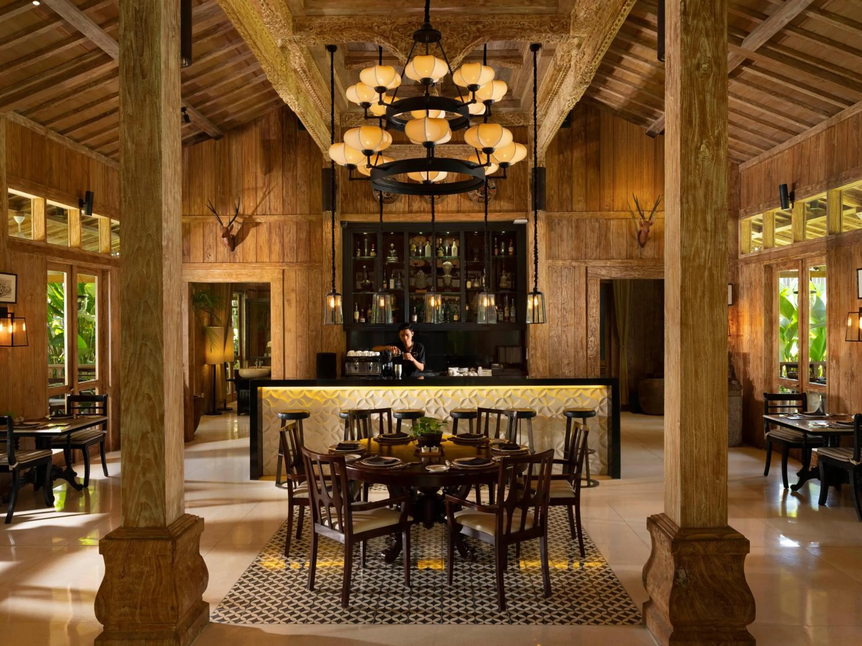 Restaurant/places to eat in Kayumanis Jimbaran Private Villas & Spa