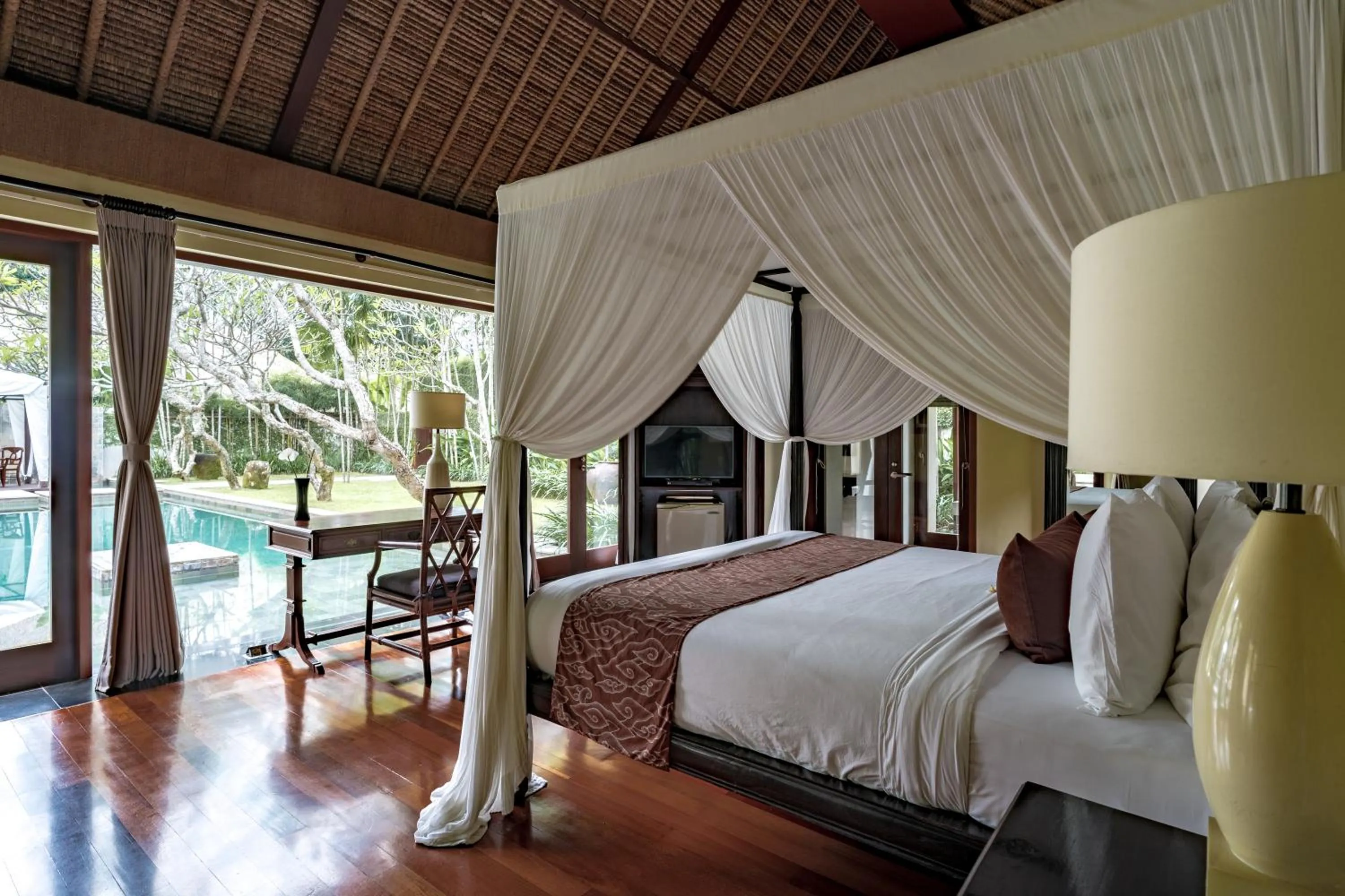 Bed in Kayumanis Nusa Dua Private Villa & Spa