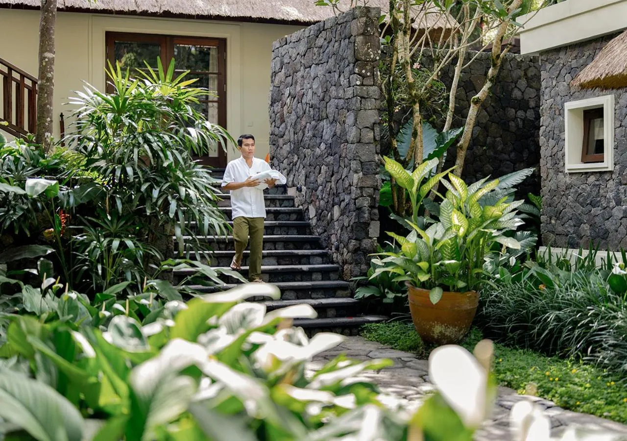 Staff in Kayumanis Ubud Private Villas & Spa