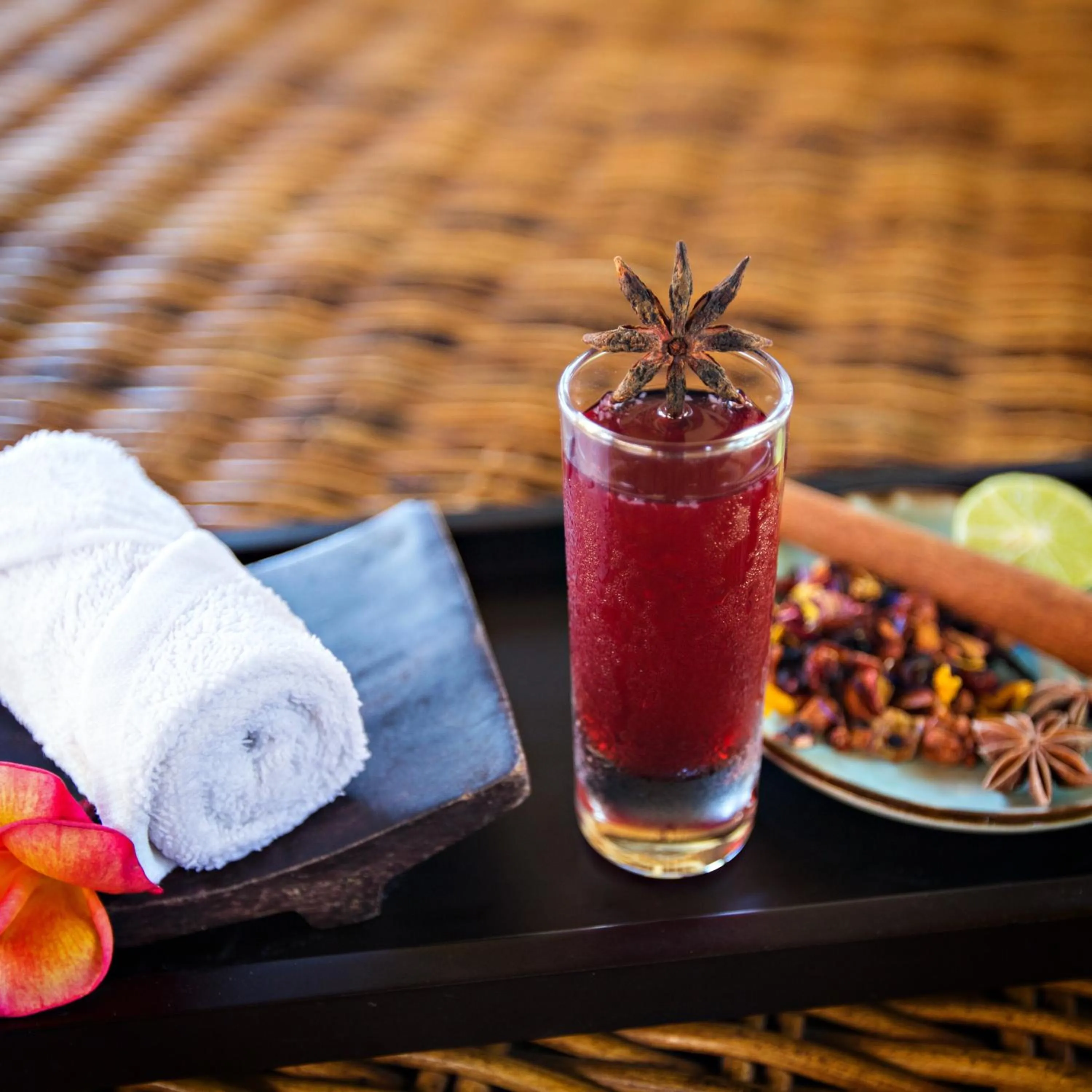 Food and drinks in Kayumanis Sanur Private Villa and Spa