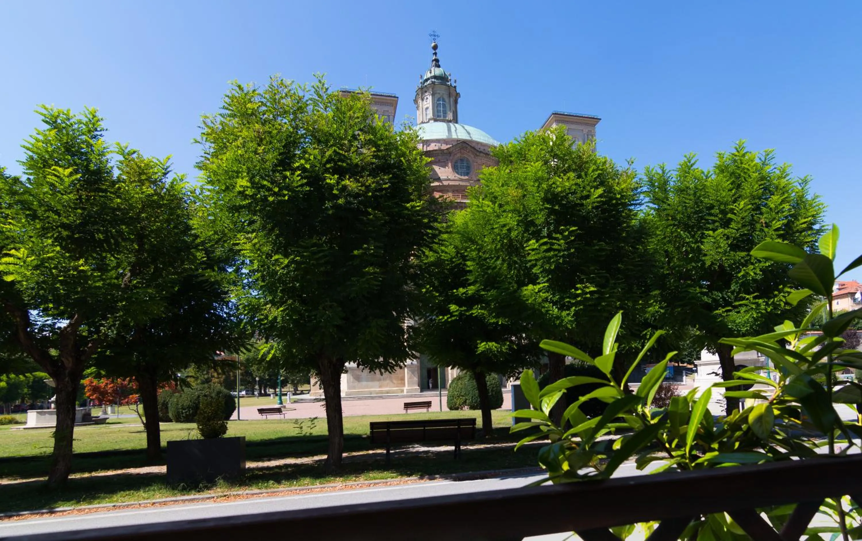 Garden view in Hotel Portici