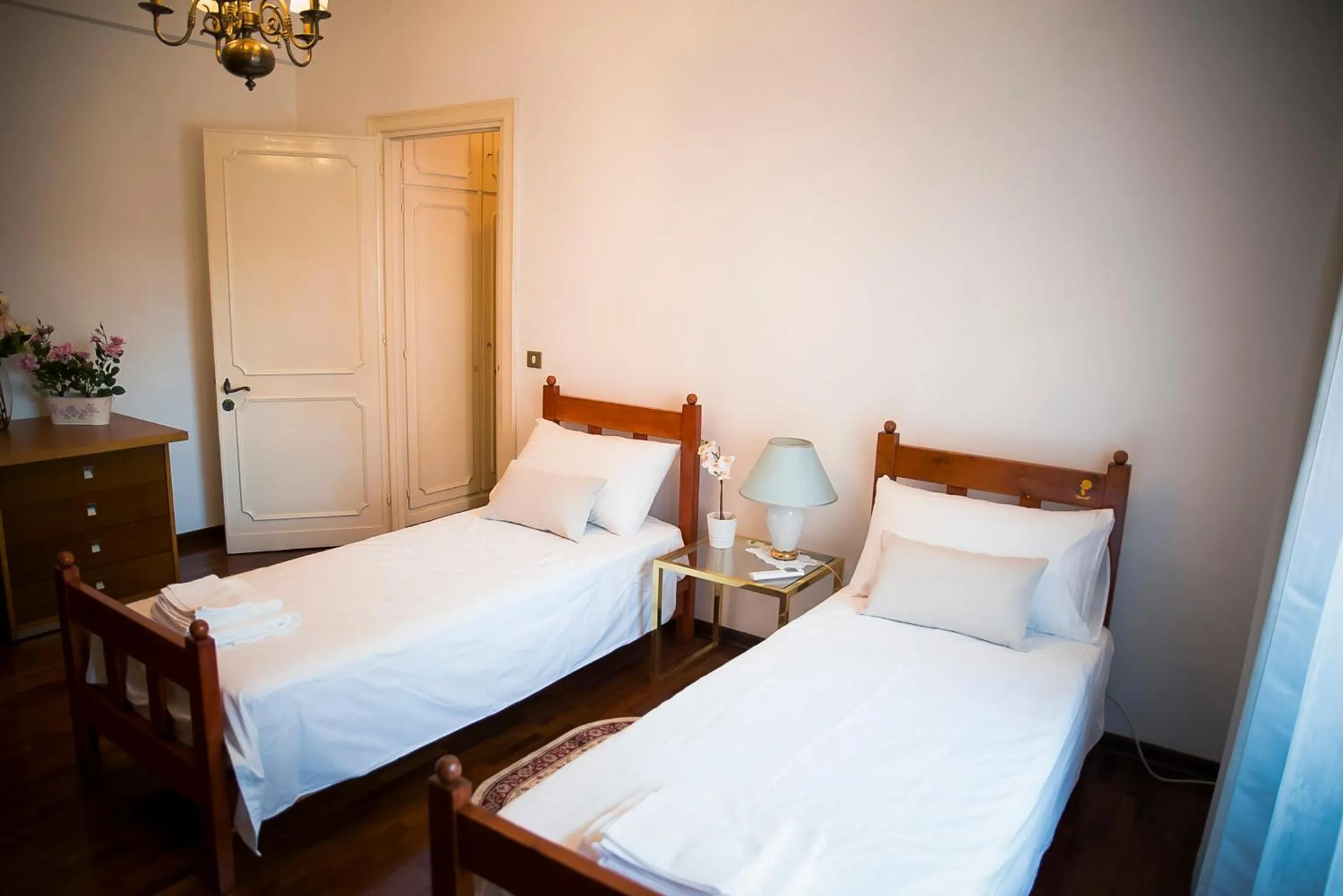 Photo of the whole room, Bed in Plumbird Boutique & Apartment