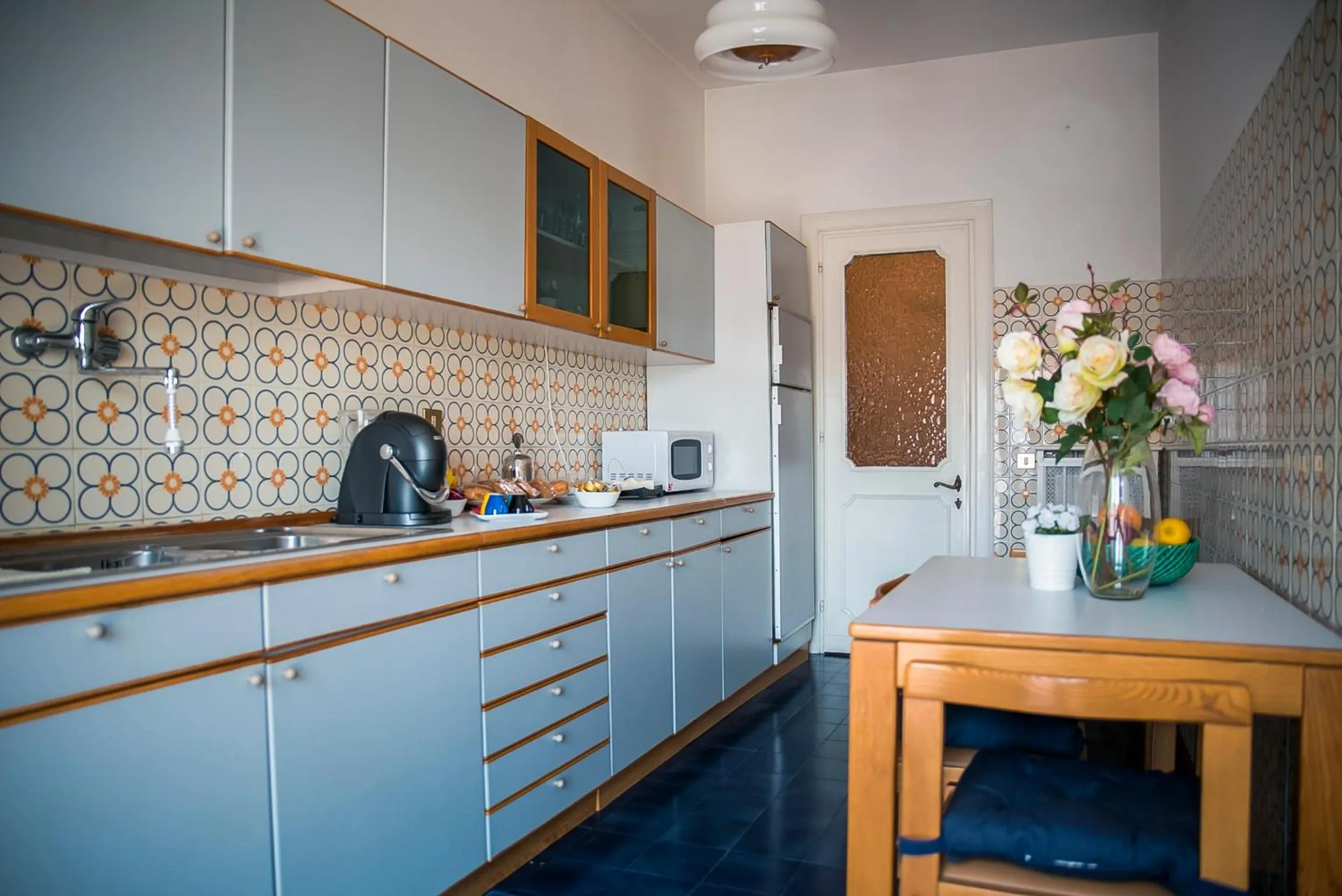 Kitchen or kitchenette in Plumbird Boutique & Apartment