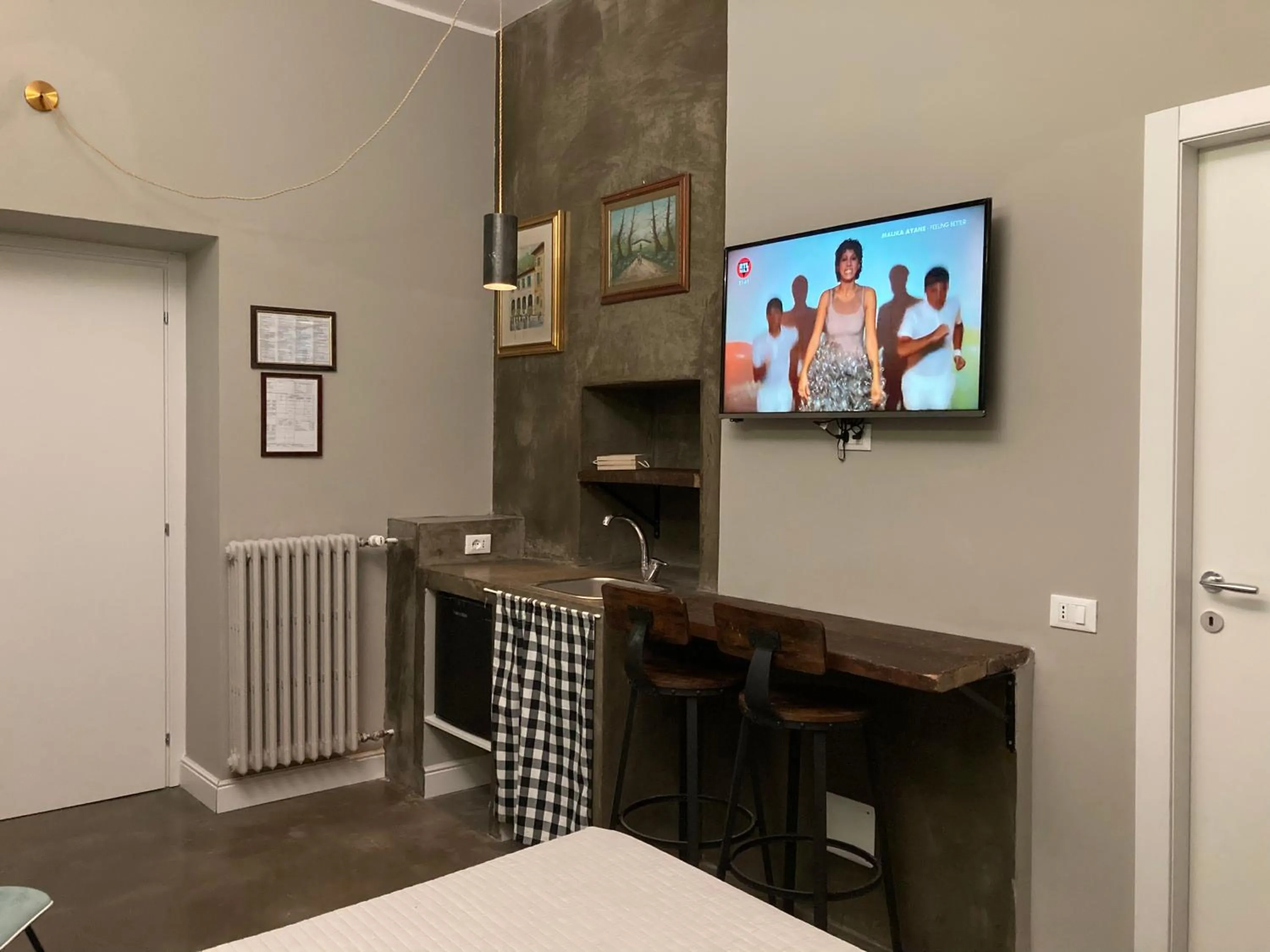 Photo of the whole room in Hotel Calypso