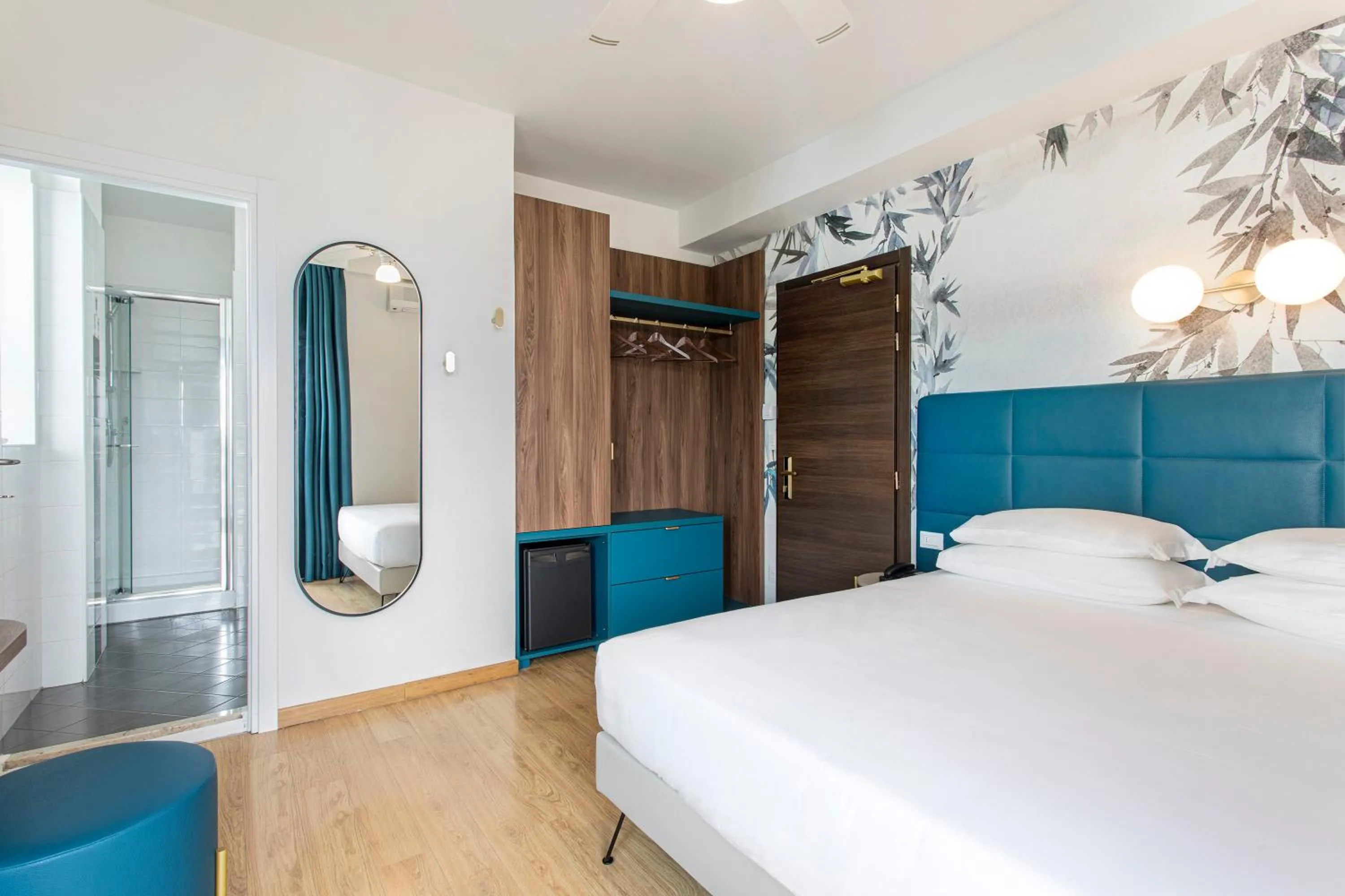 Bedroom, Bed in Hotel Byron Bellavista