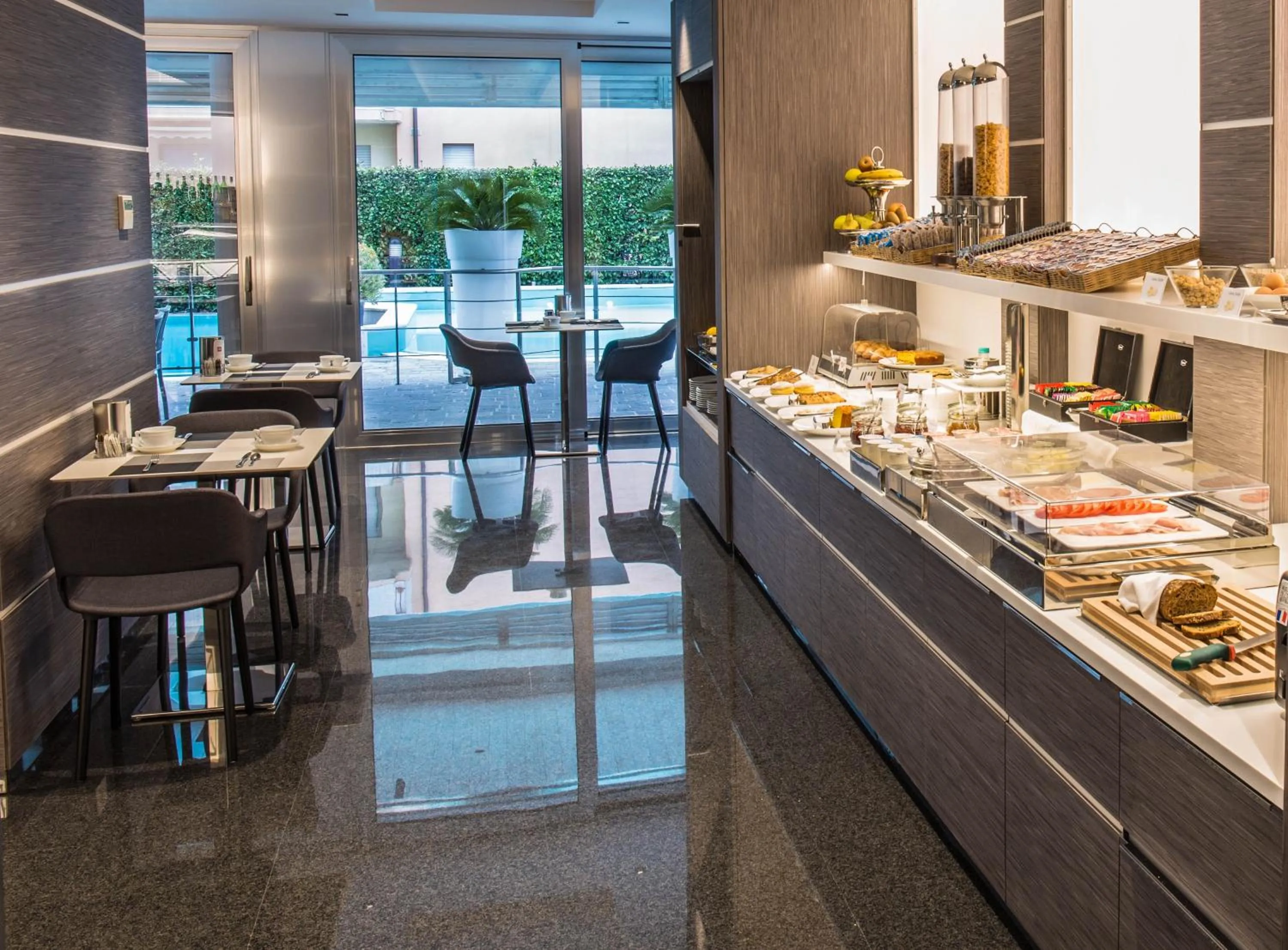 Continental breakfast in Hotel Imperial