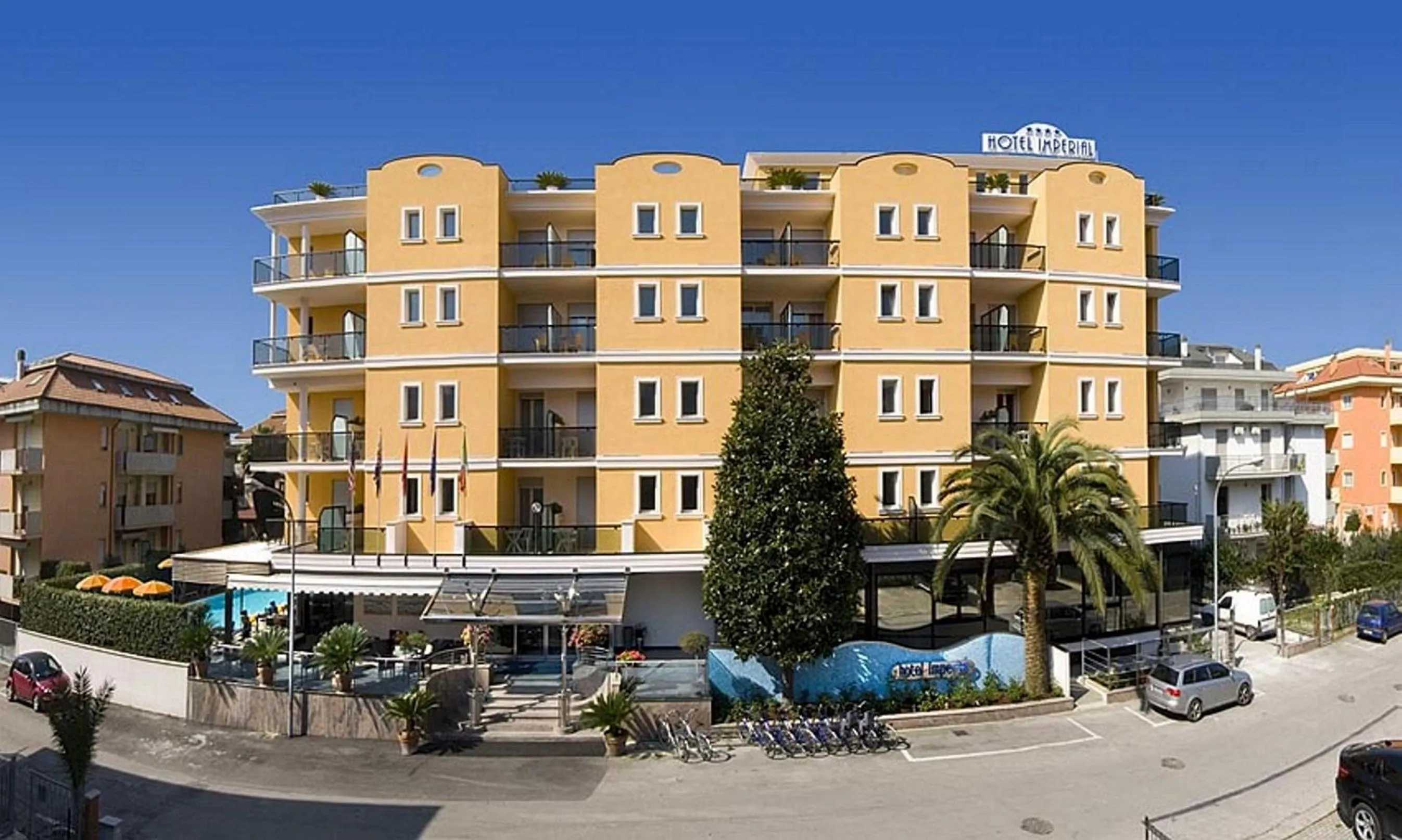 Facade/entrance in Hotel Imperial