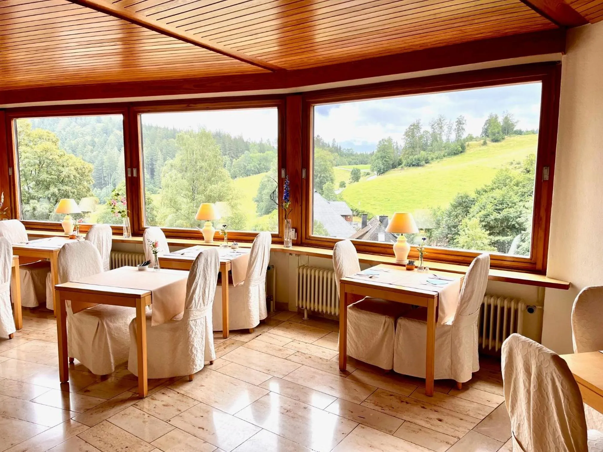 Breakfast in Hotel Sonnenberg Garni