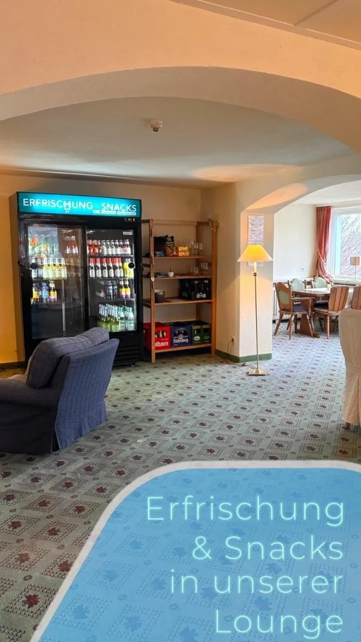 Lounge or bar in Hotel Sonnenberg Garni