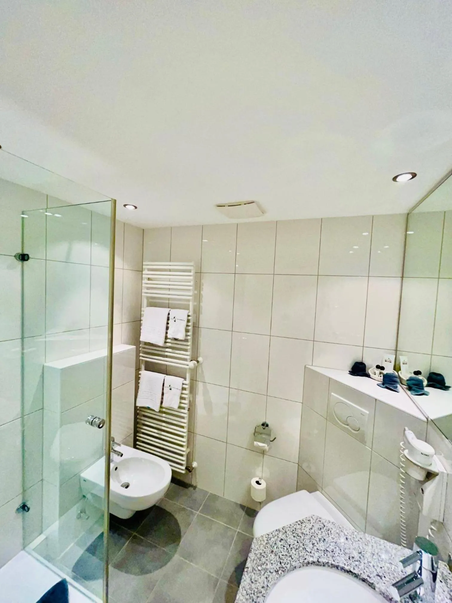 Bathroom in Hotel Sonnenberg Garni