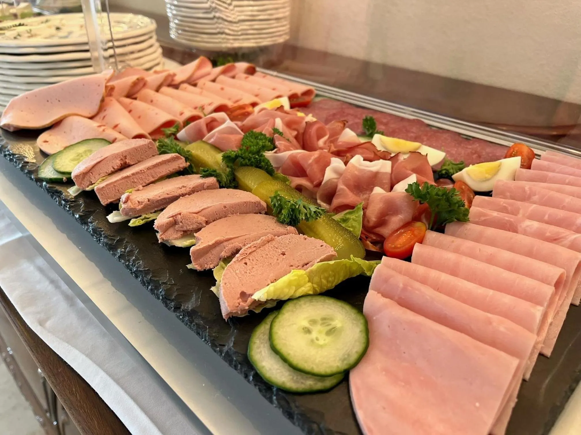 Buffet breakfast in Hotel Sonnenberg Garni