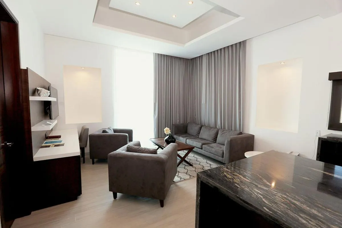 Luxury Triple Room in Hotel Marea Vista