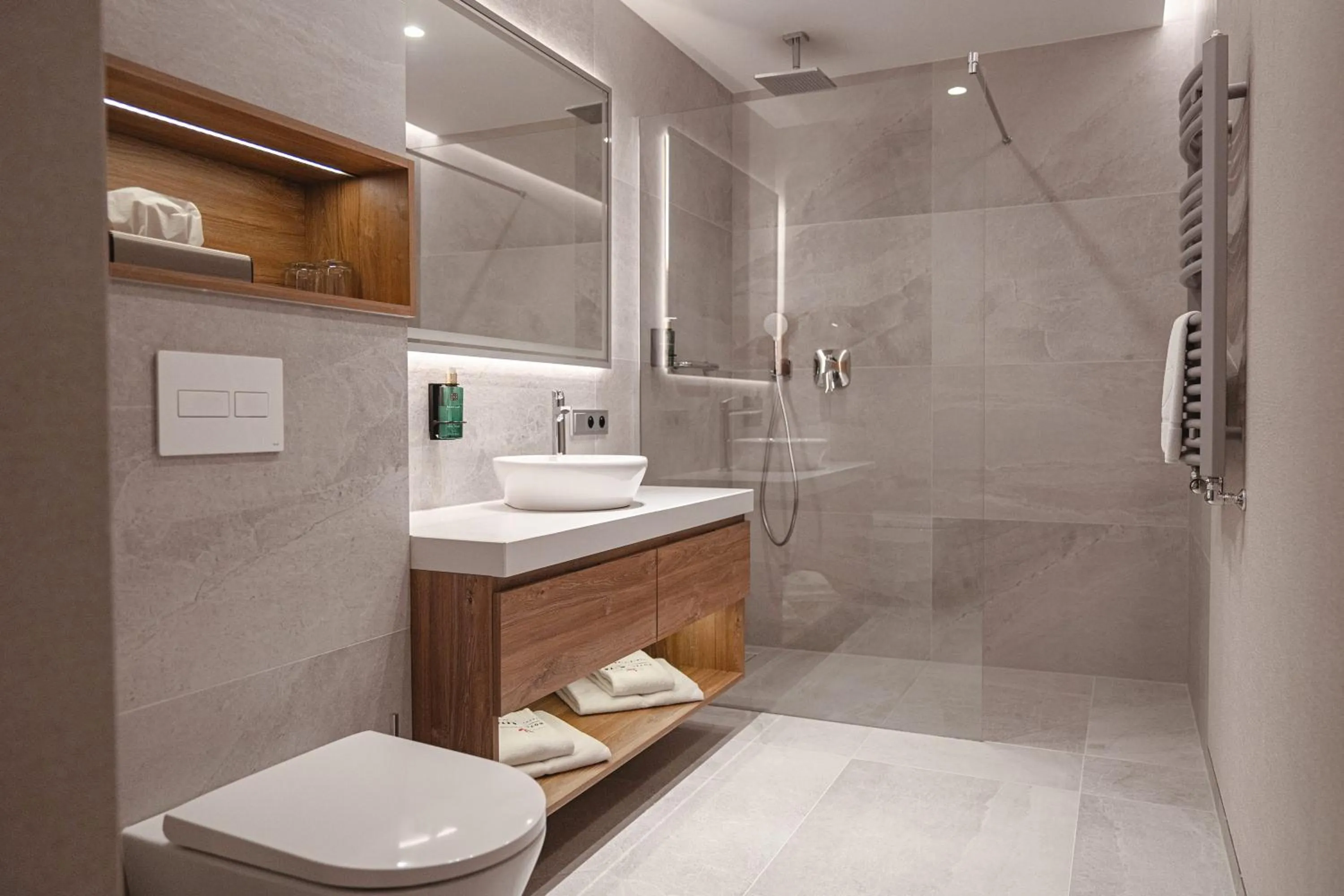 Hotel META Resort & Vine SPA