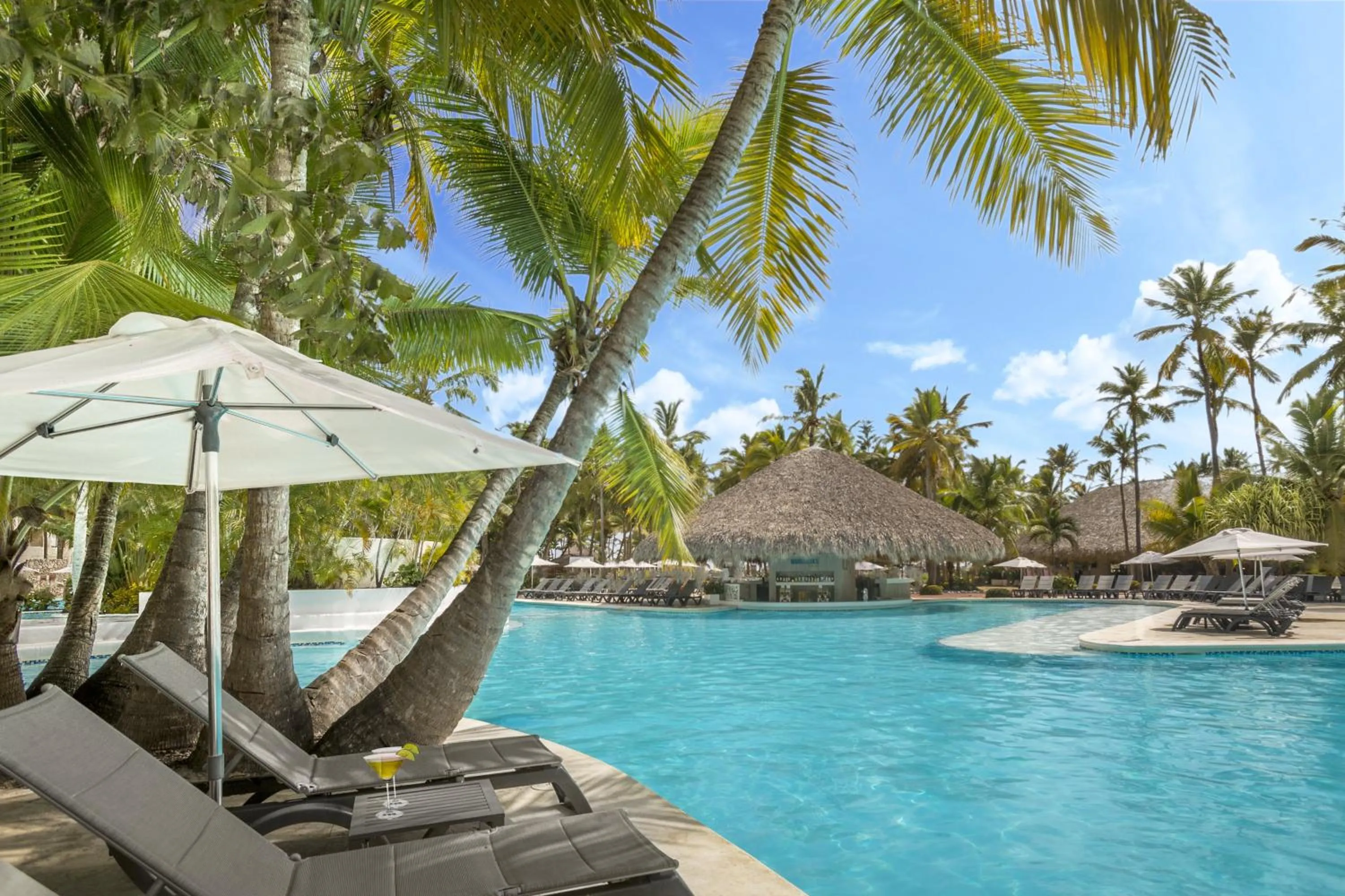Swimming pool in Catalonia Punta Cana - All Inclusive