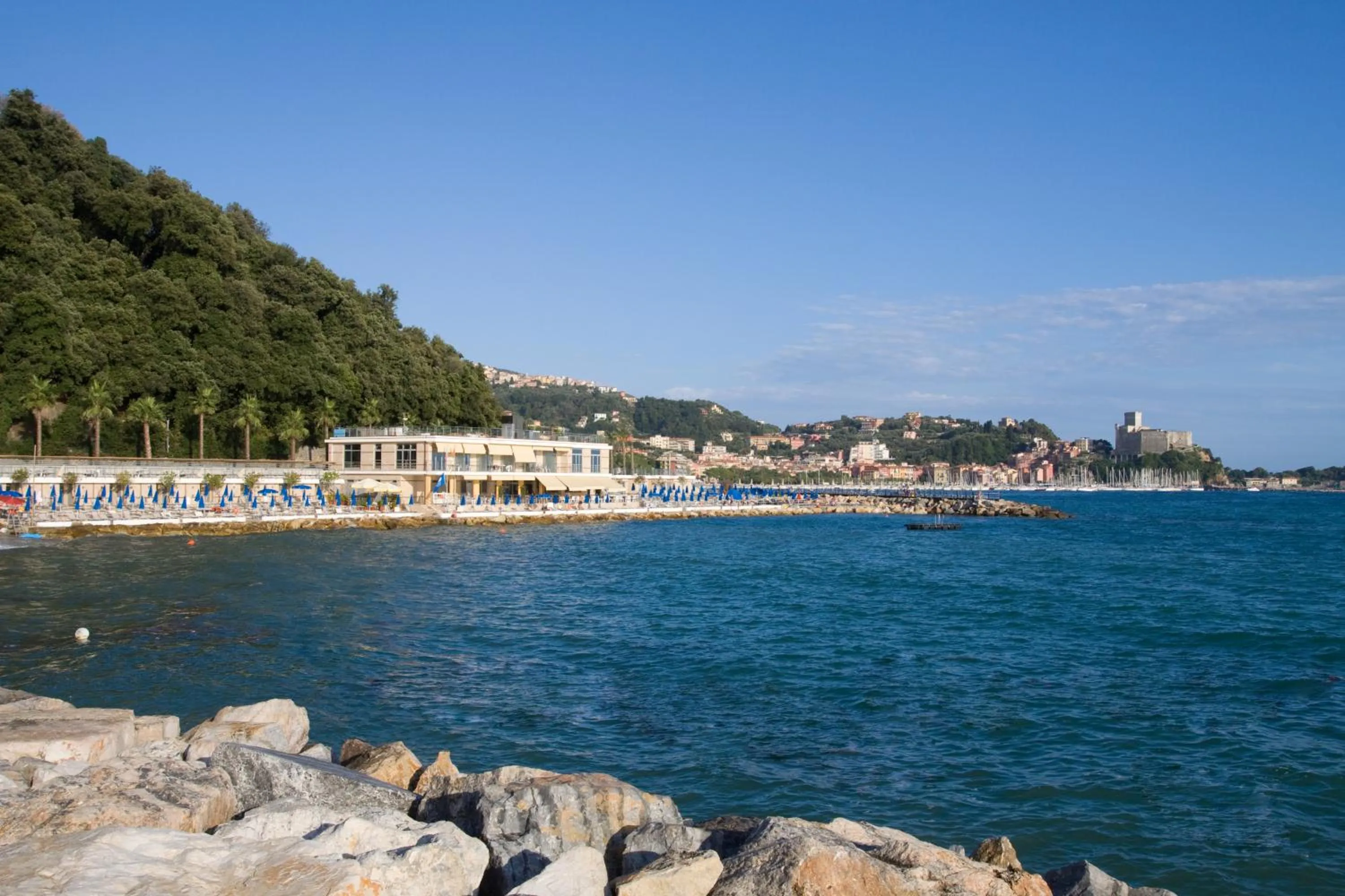 Facade/entrance in Hotel San Terenzo