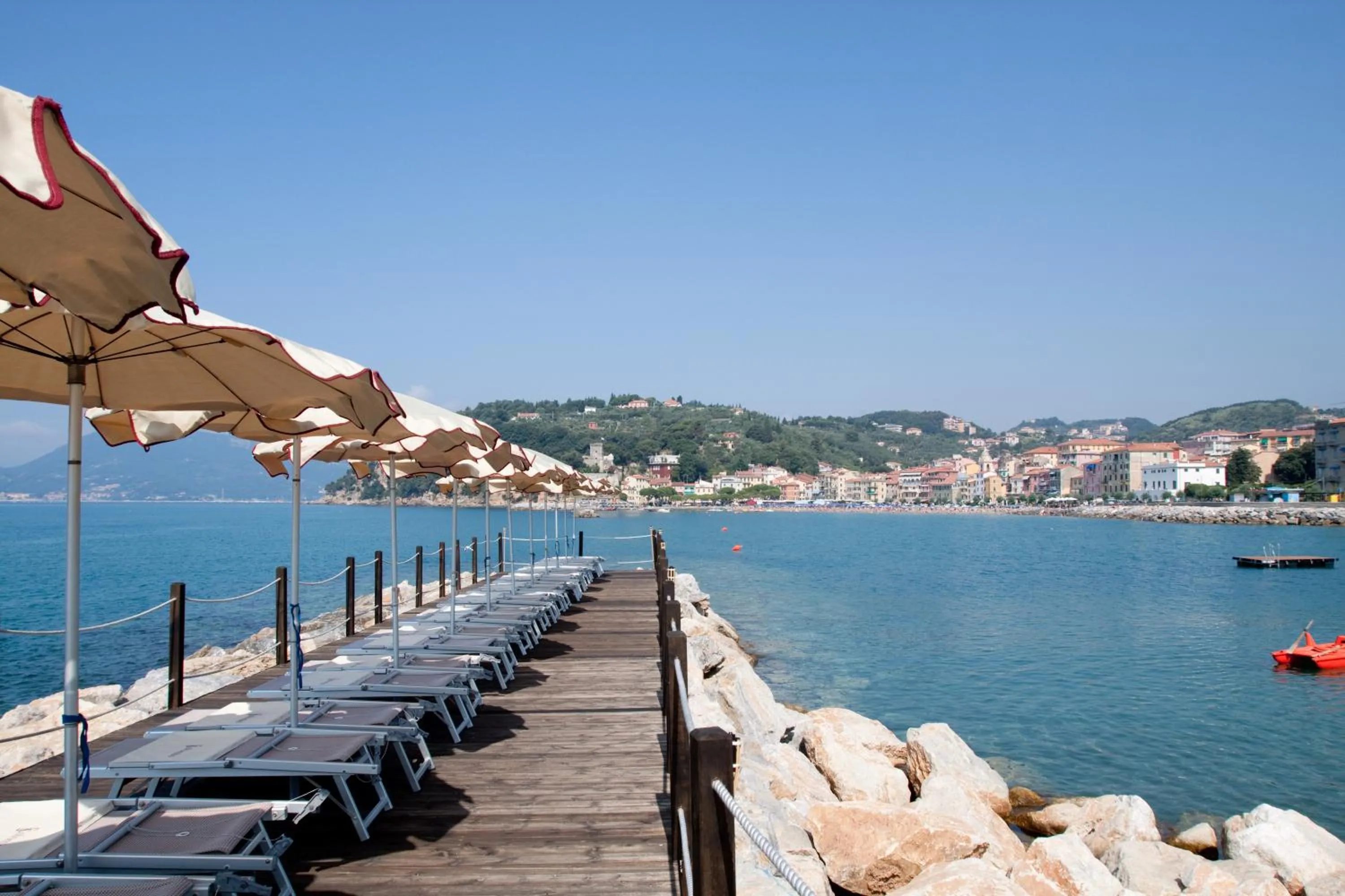 Beach in Hotel San Terenzo