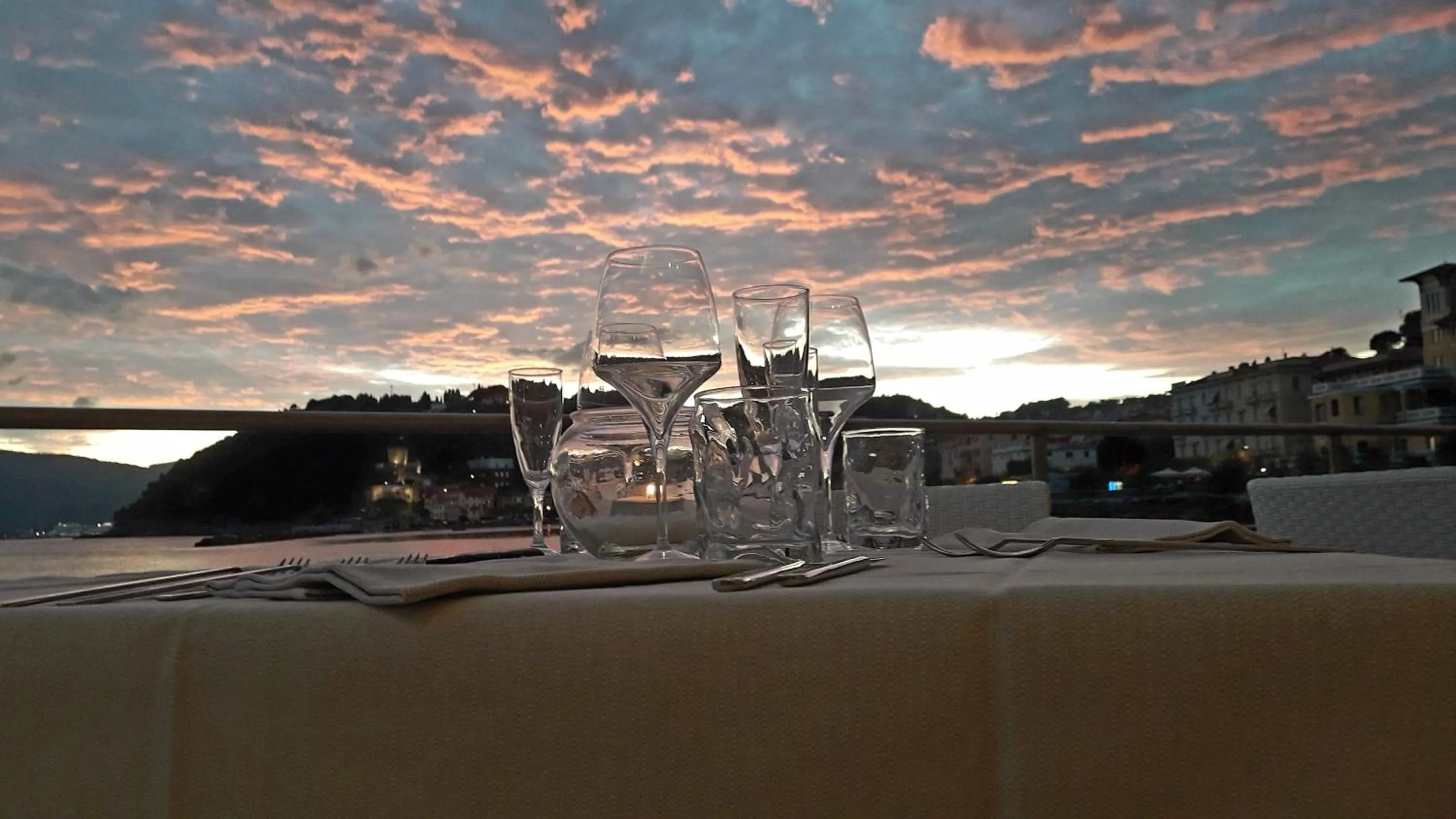 Restaurant/places to eat in Hotel San Terenzo