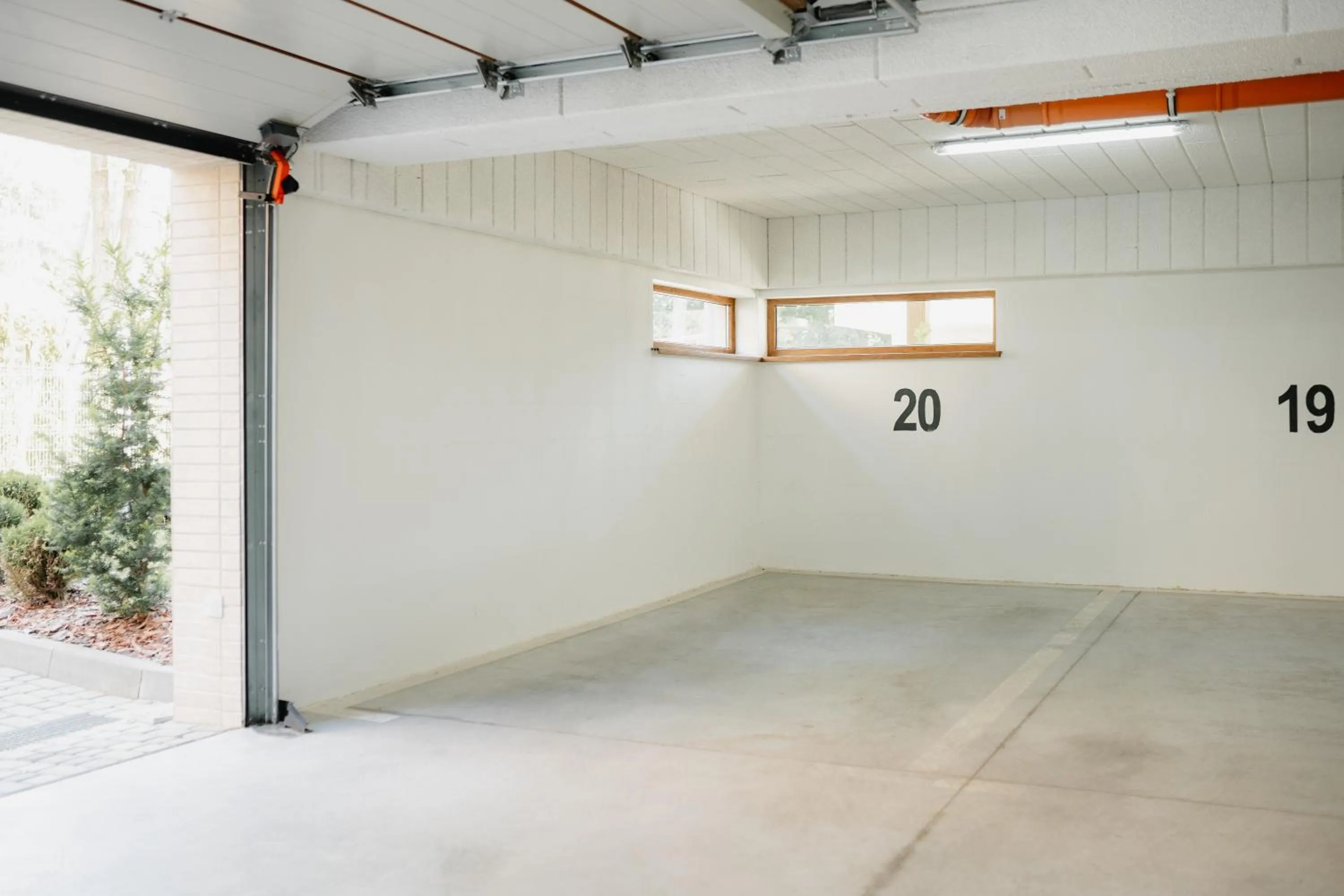 Parking in Sosnowe Tarasy
