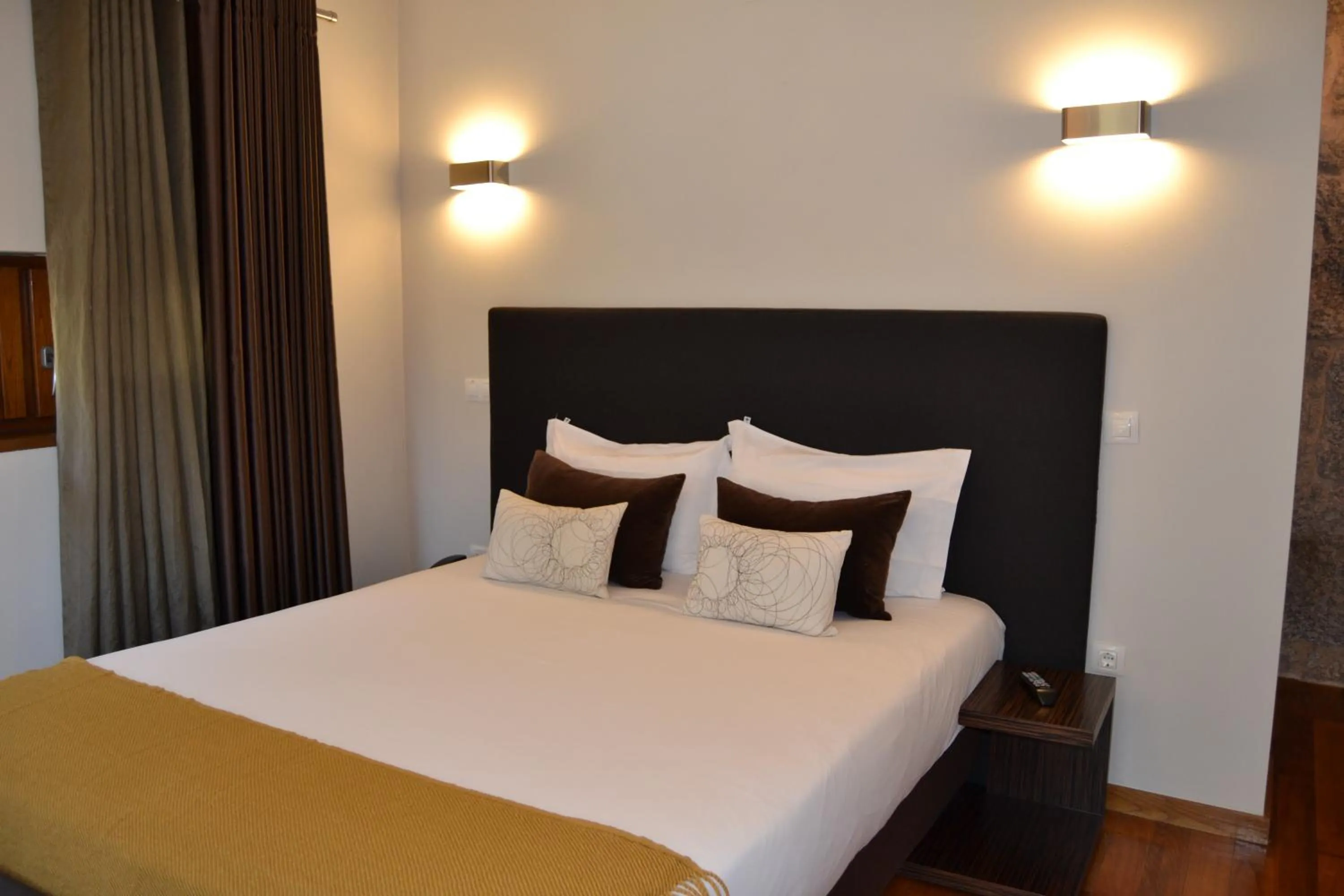 Bed in Quinta do Medronheiro Hotel Rural