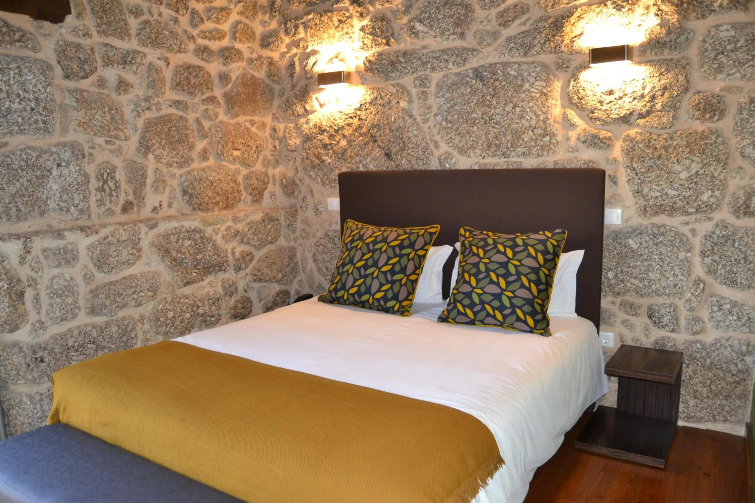 Bed in Quinta do Medronheiro Hotel Rural