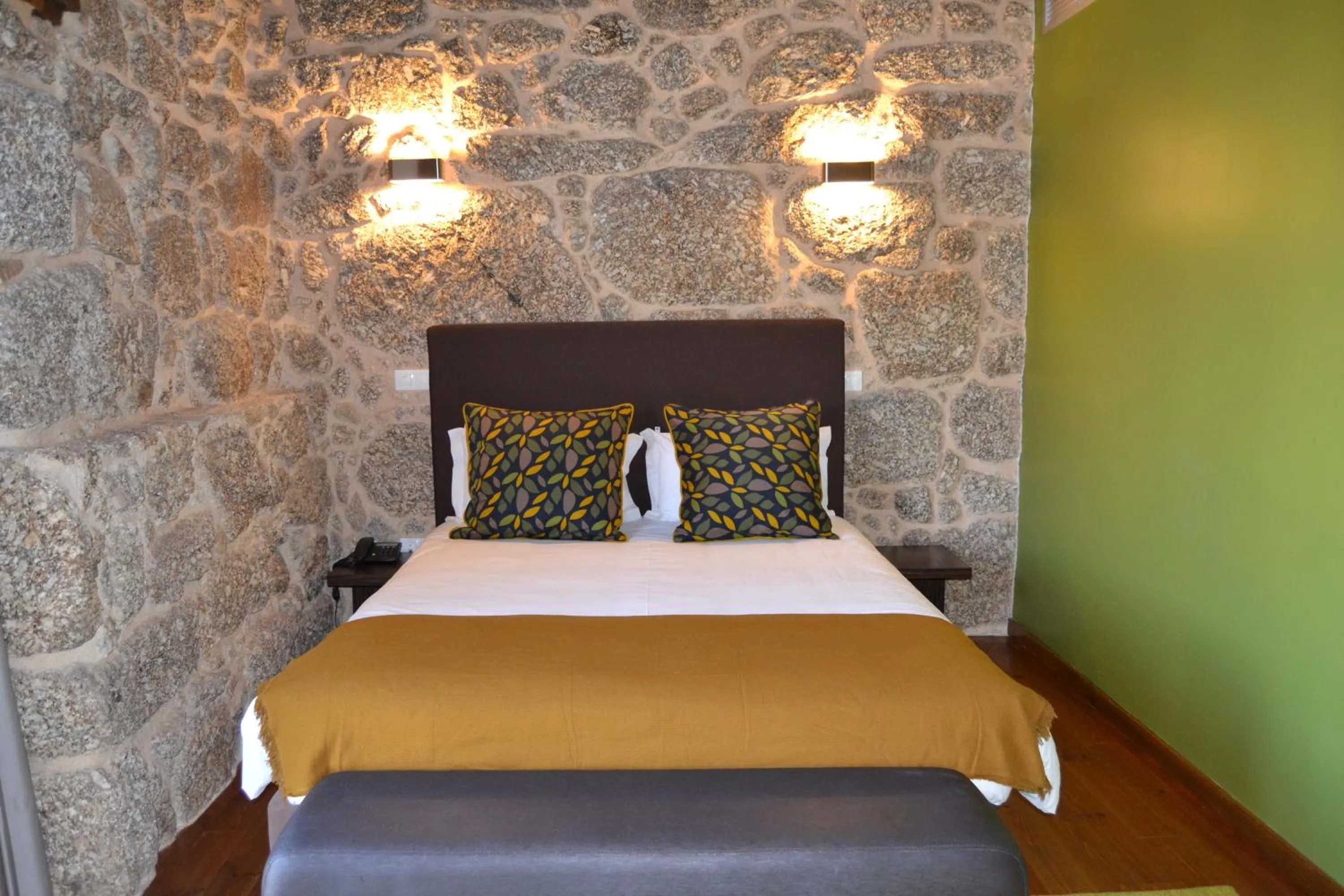 Bed in Quinta do Medronheiro Hotel Rural