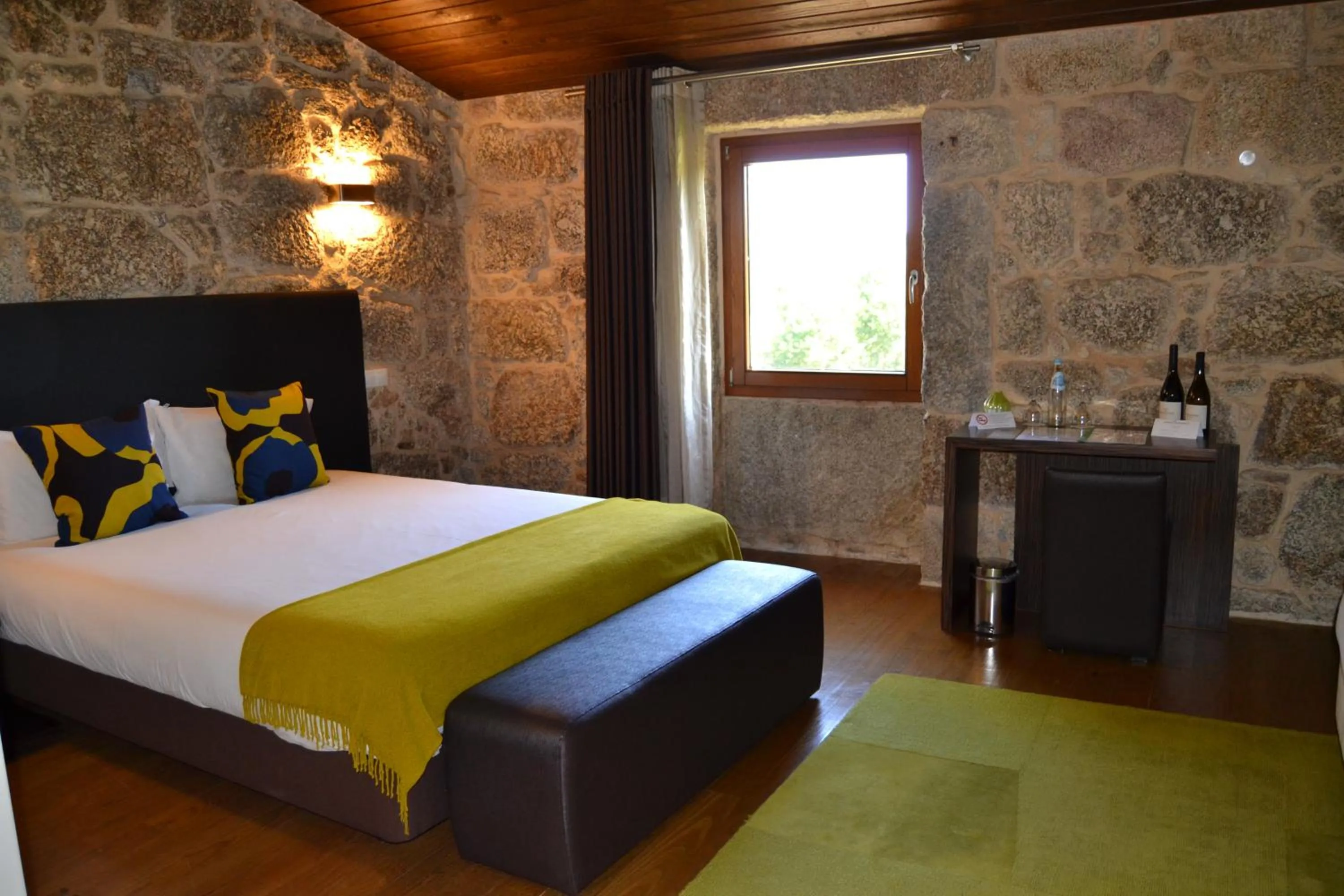 Bed in Quinta do Medronheiro Hotel Rural