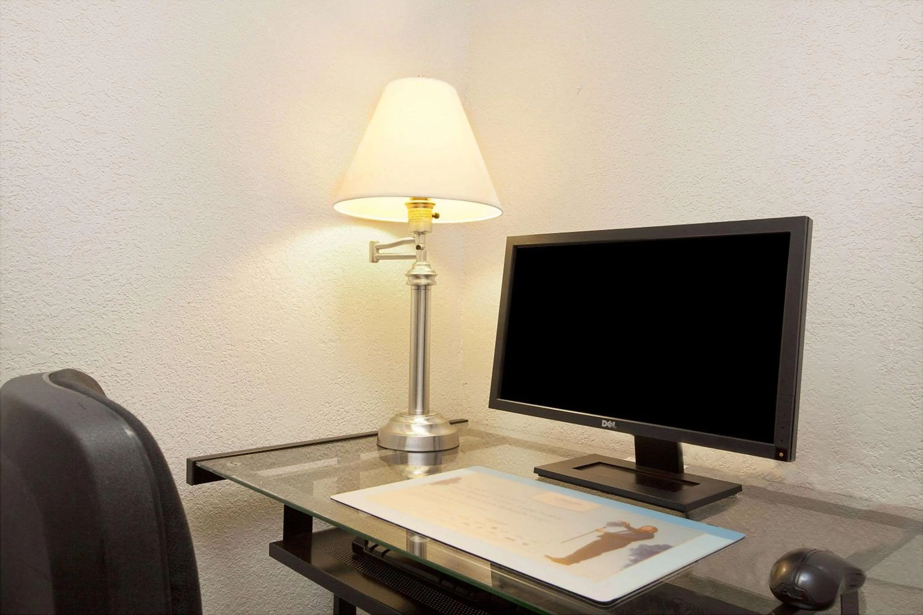 Business facilities in Days Inn & Suites by Wyndham Houston North/Aldine