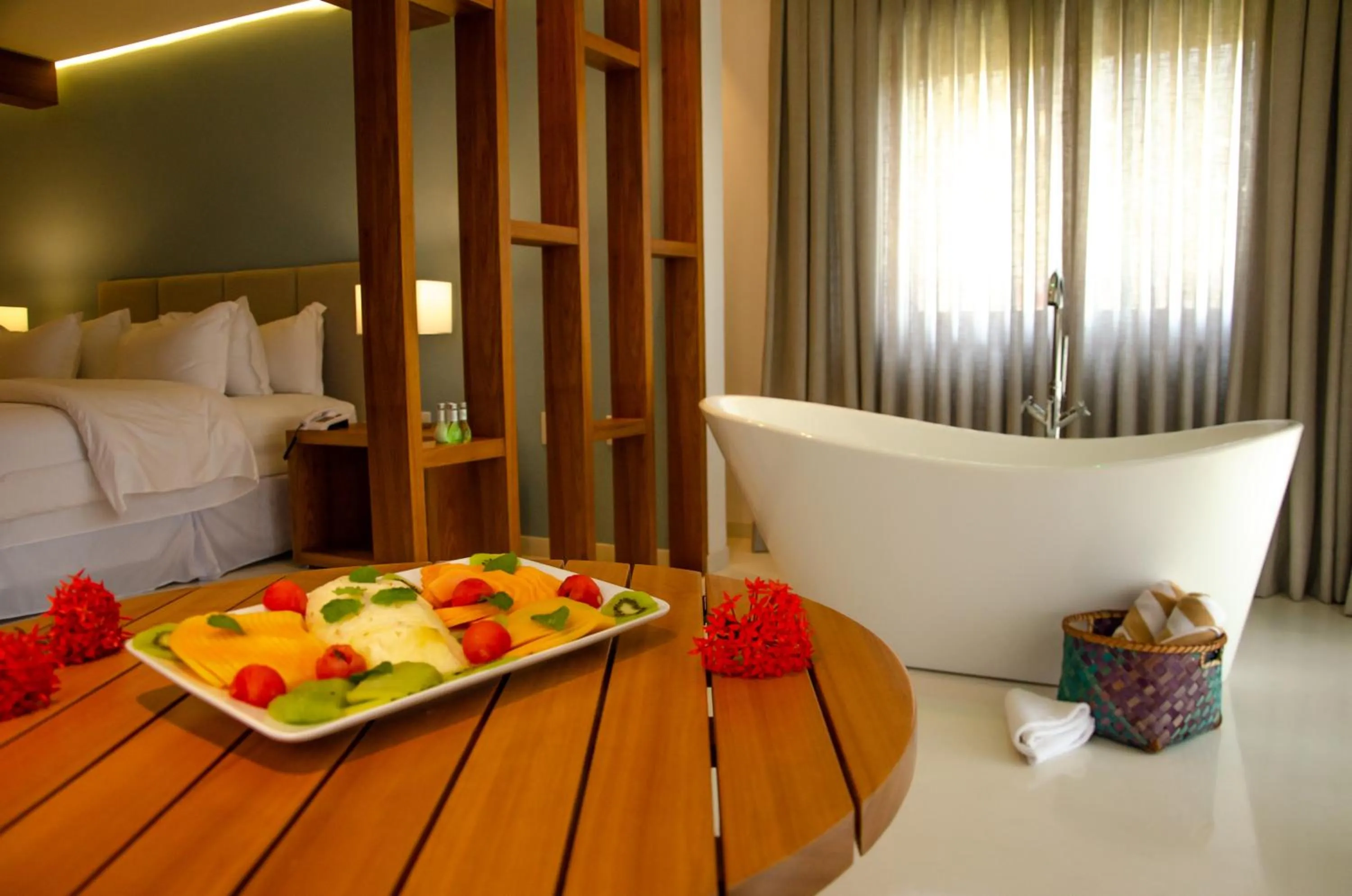 Bath, Bed in Pipa Lagoa Hotel