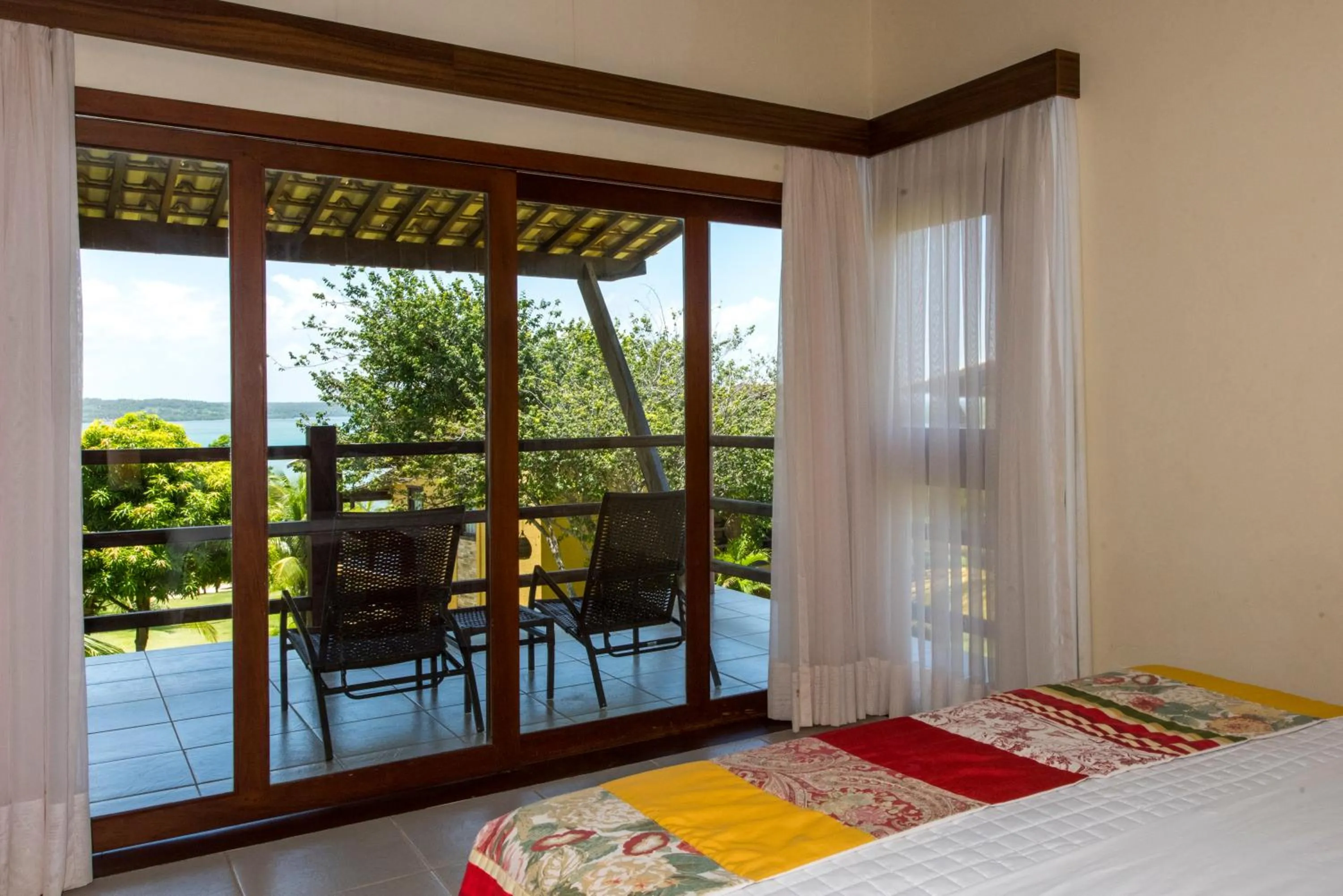 Balcony/Terrace, Bed in Pipa Lagoa Hotel
