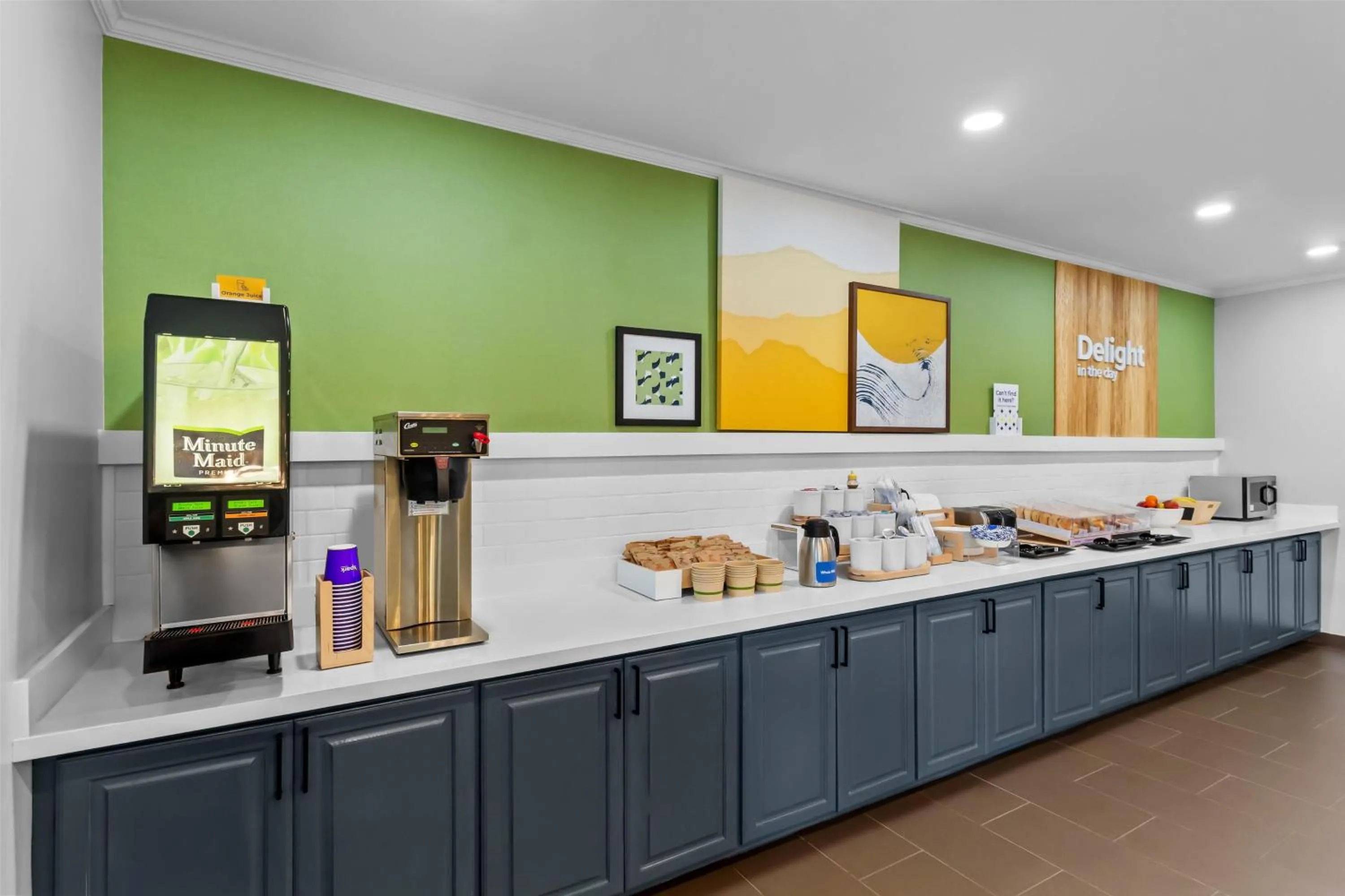 Breakfast in Spark By Hilton Houston Hobby Airport