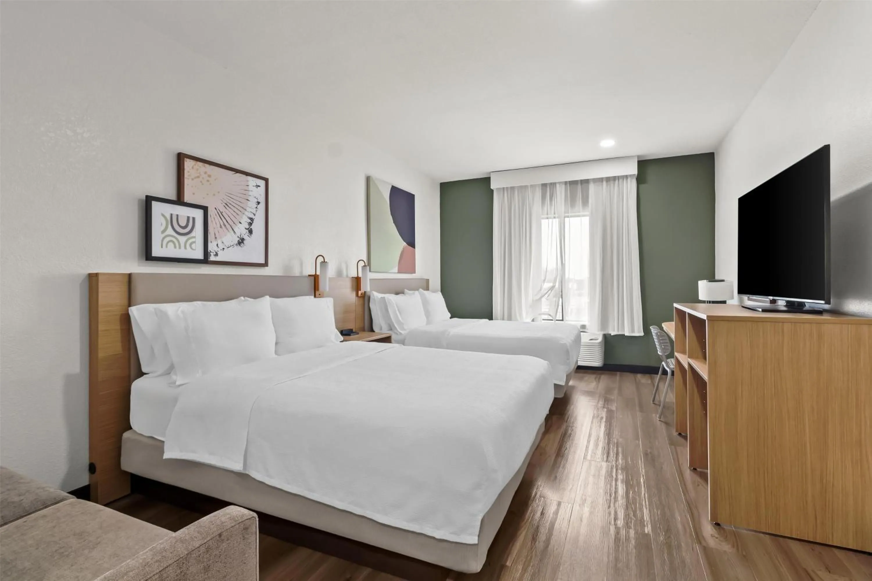 Bed in Spark By Hilton Houston Hobby Airport