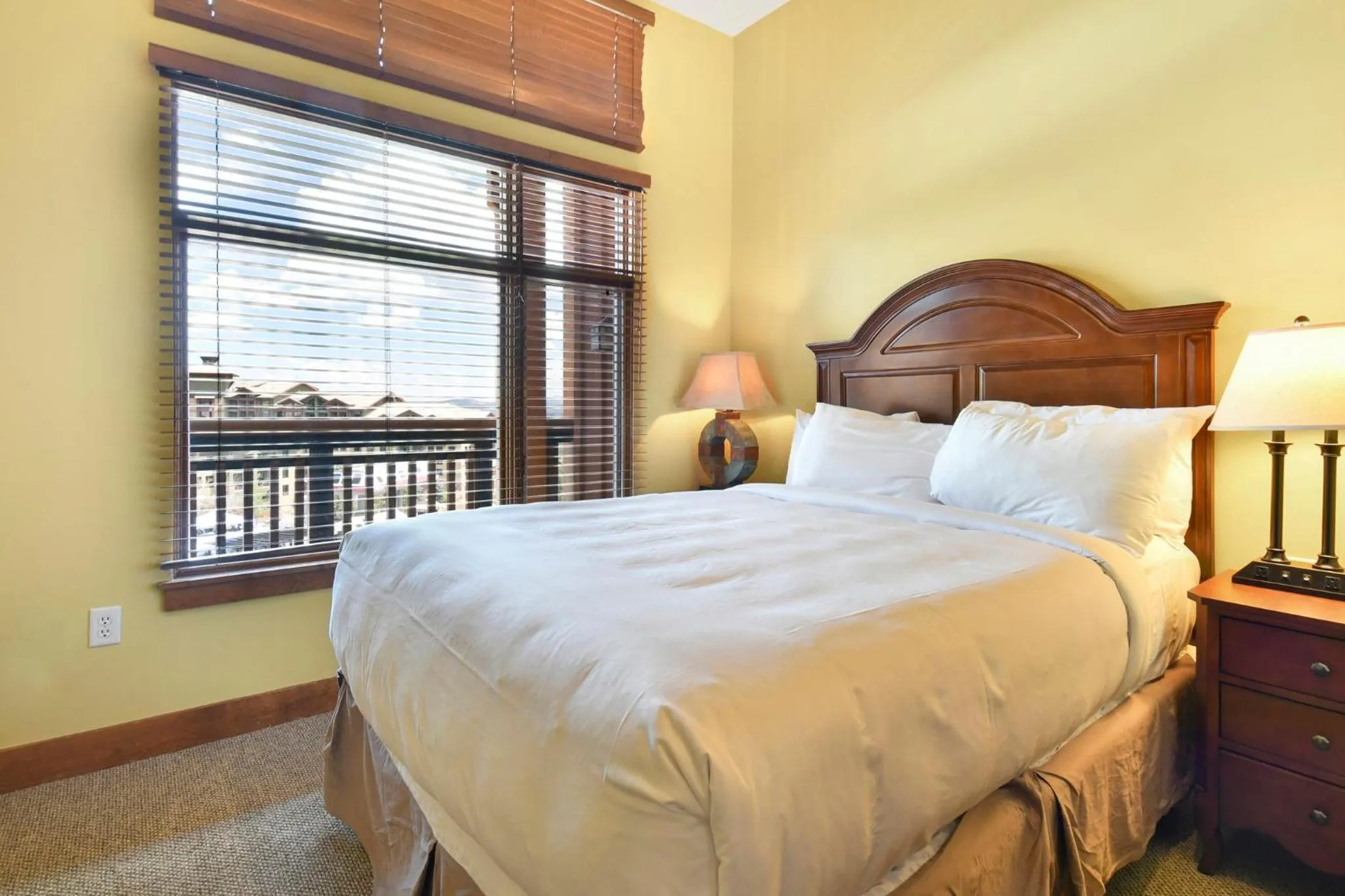 Photo of the whole room, Bed in Sundial Lodge by Park City - Canyons Village