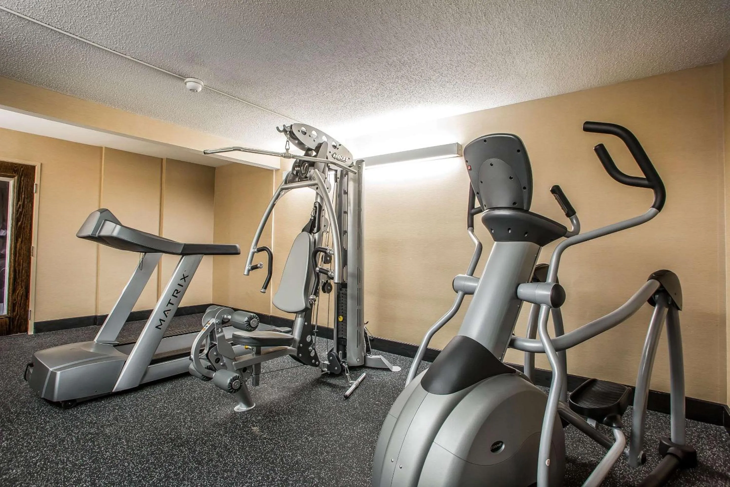 Fitness centre/facilities in Quality Inn Elgin I-90