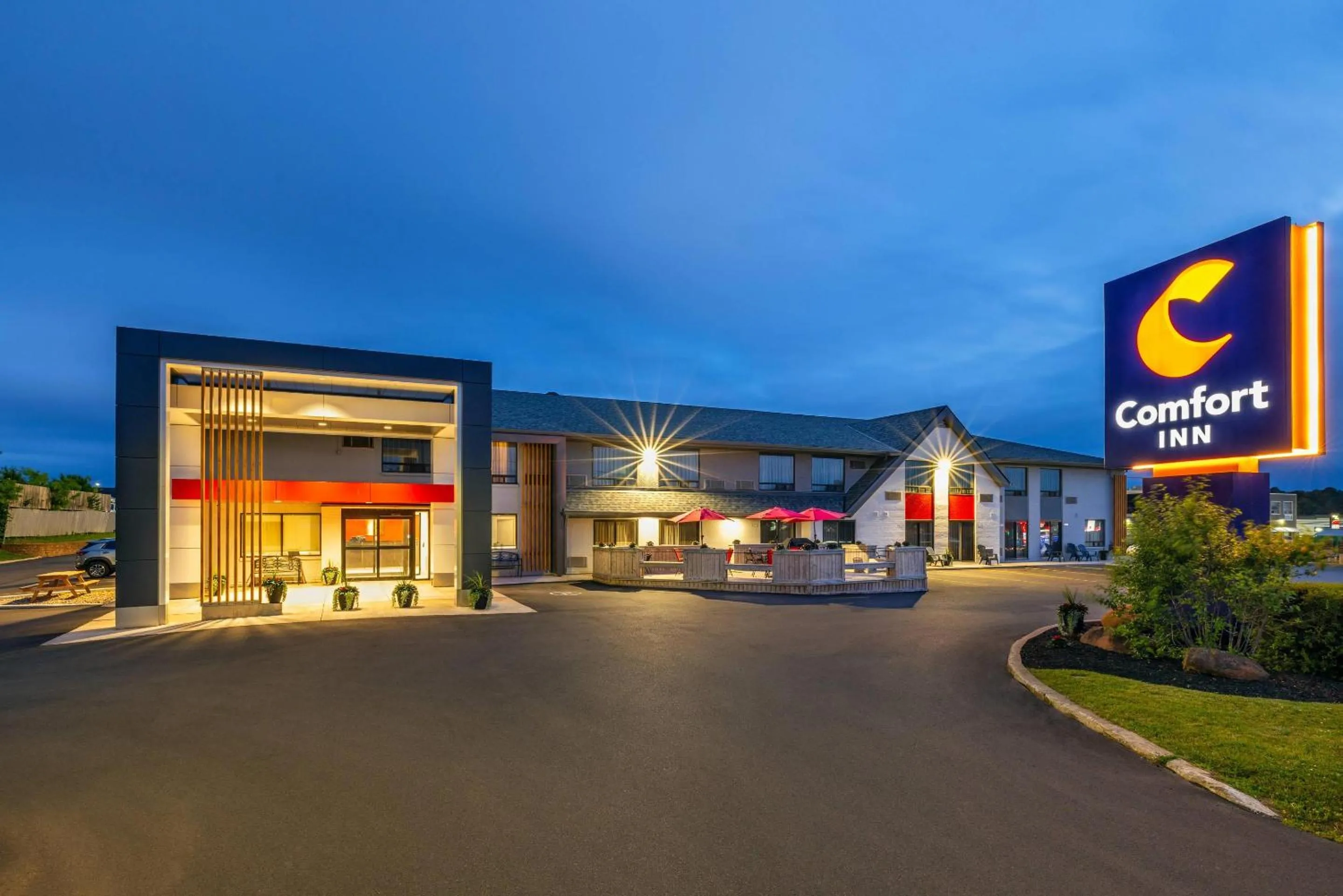 Property building in Comfort Inn