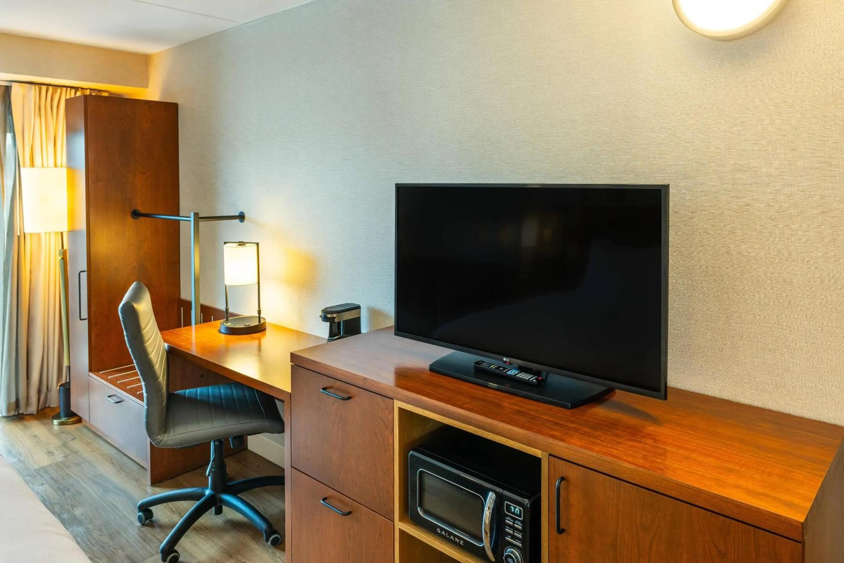 Bedroom in Comfort Inn