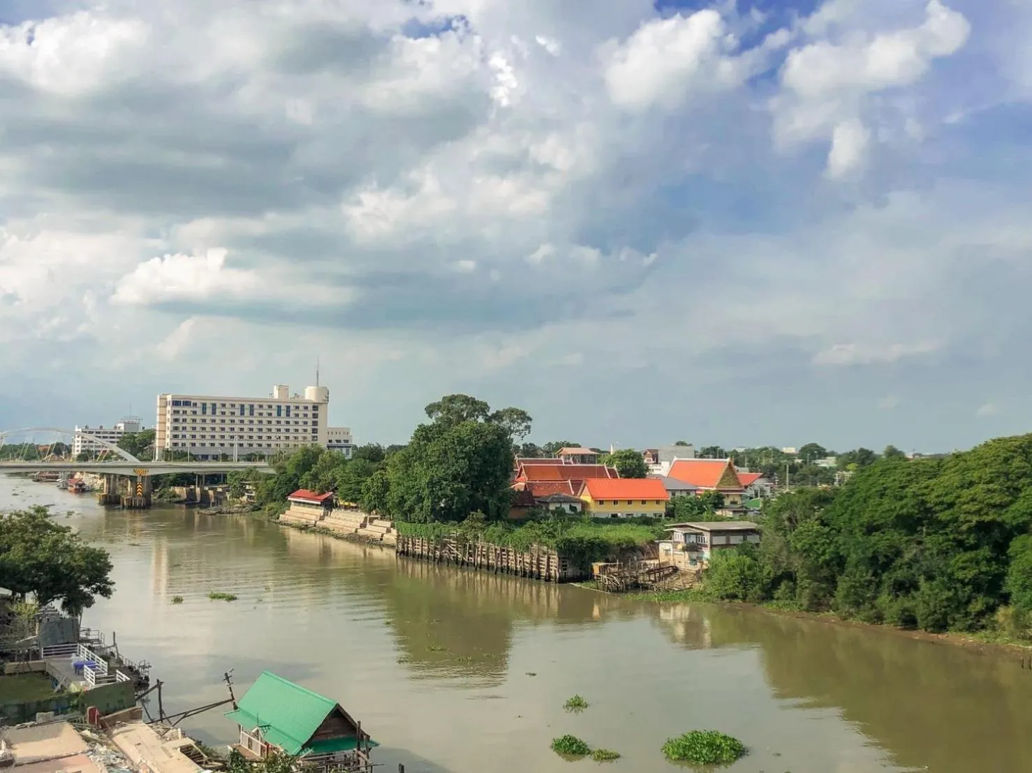 City view in 11:11 Hostel