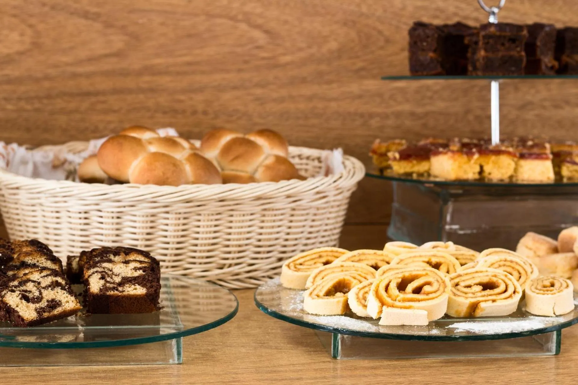 Food and drinks in Days Inn by Wyndham Montevideo