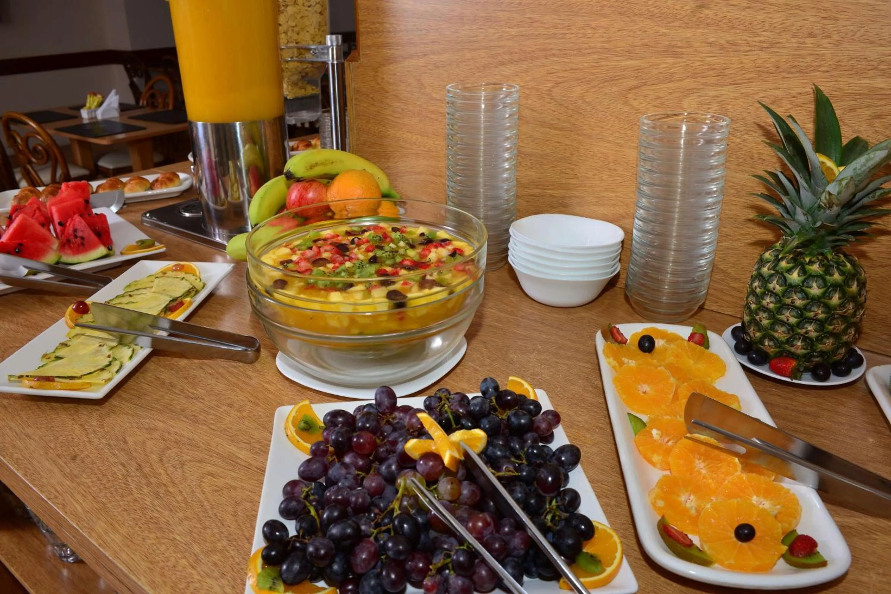 Restaurant/places to eat in Days Inn by Wyndham Montevideo