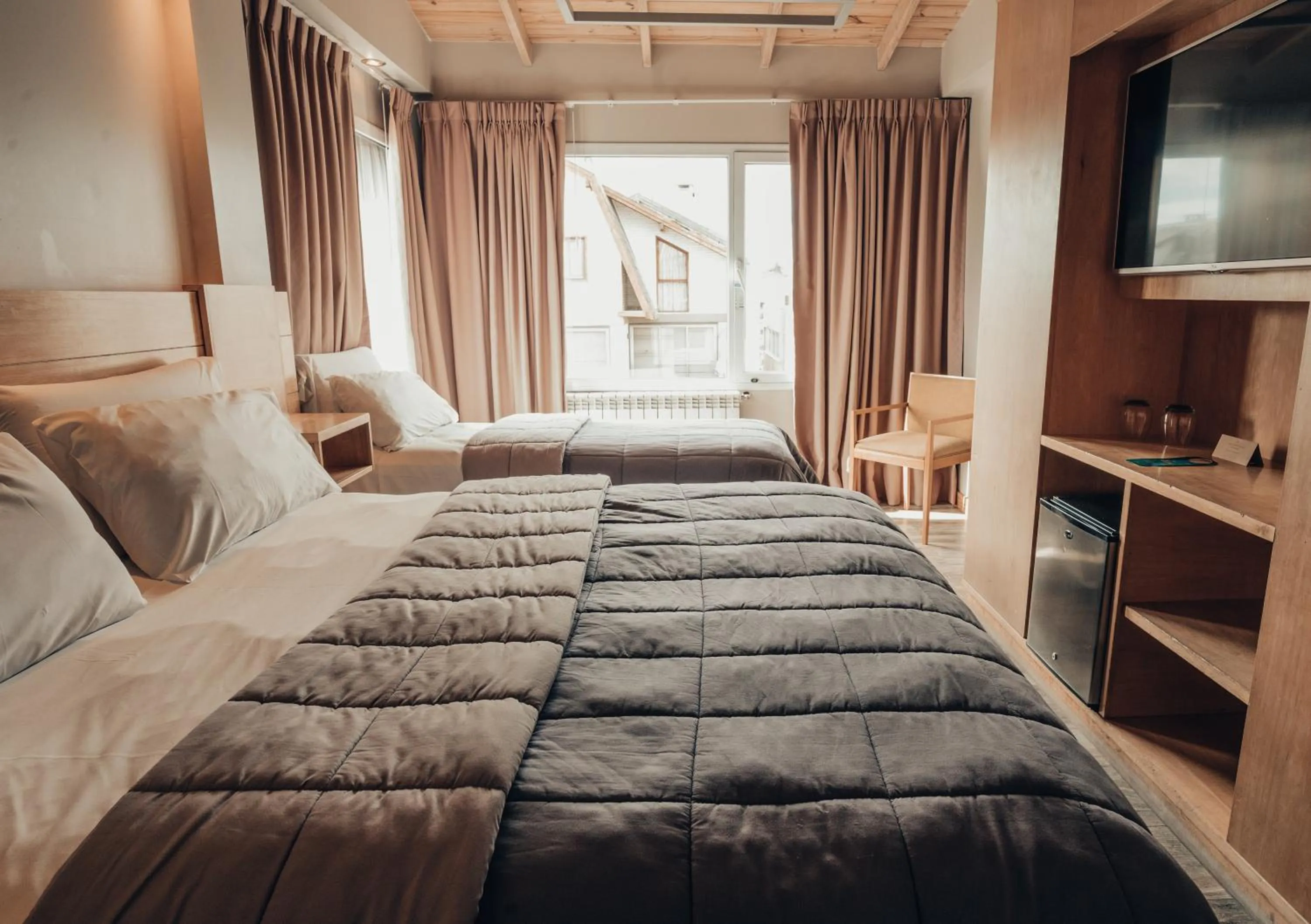 Bed in Hotel EcoSki by bund