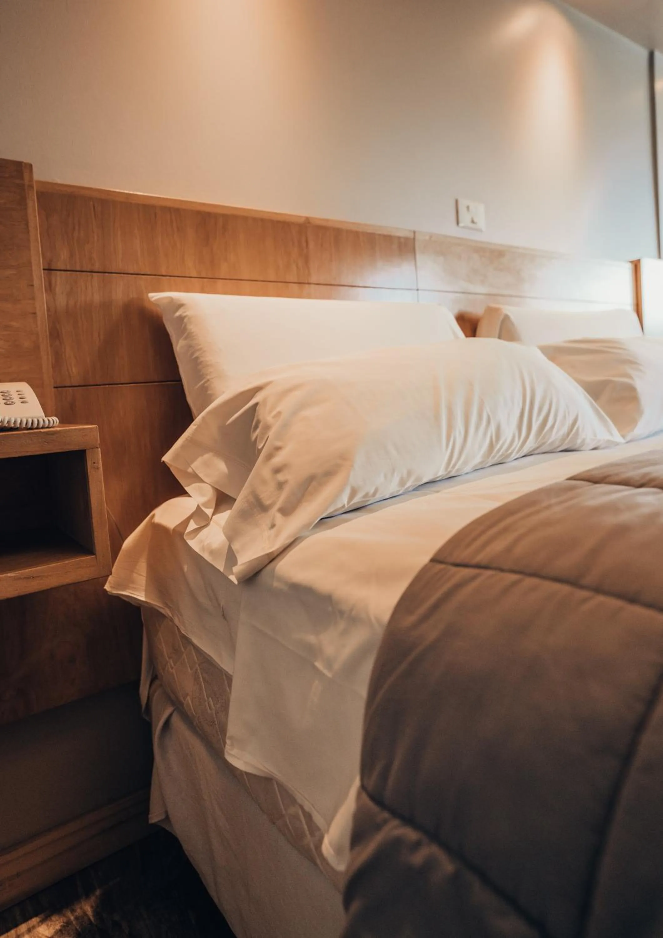 Bed in Hotel EcoSki by bund