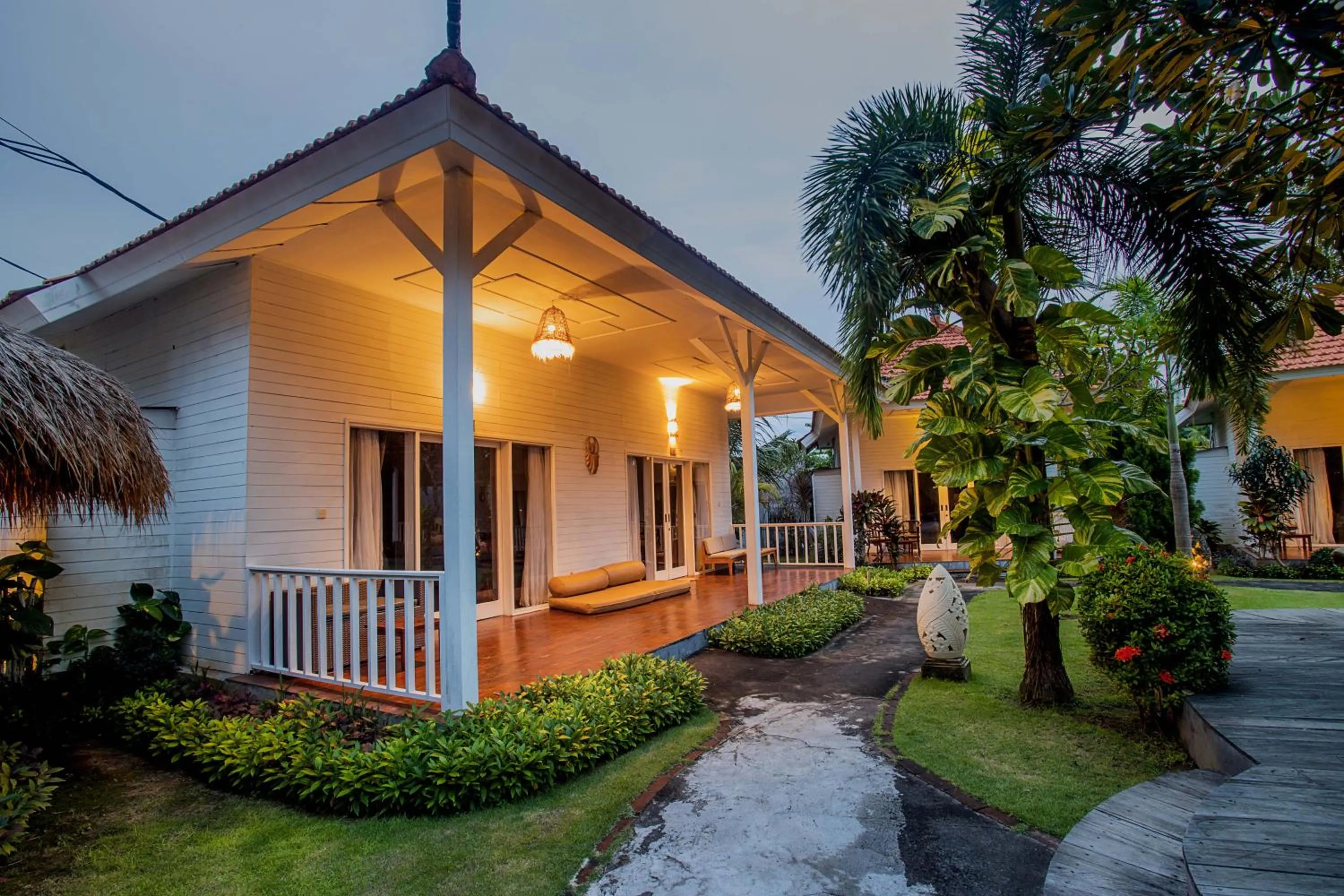 Sanghyang Bay Villas