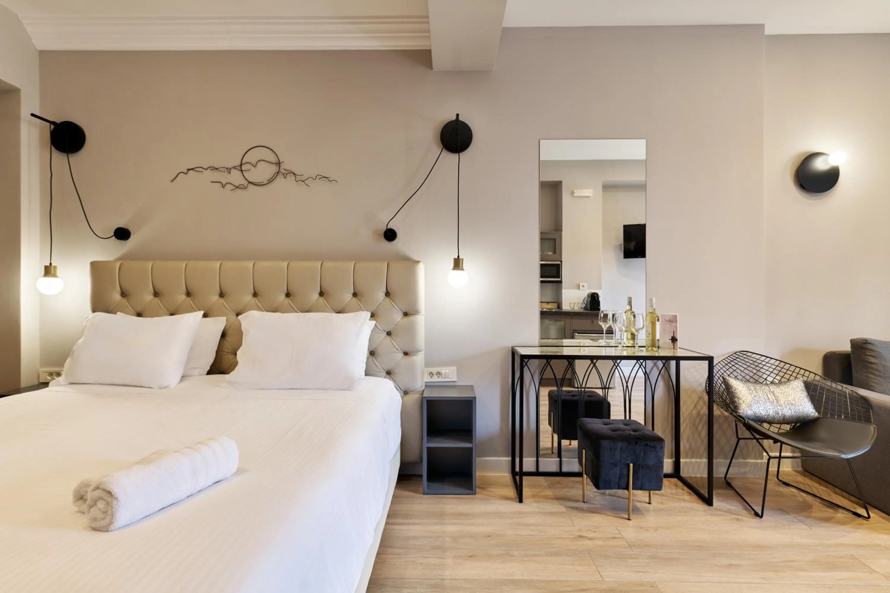 Bedroom, Bed in Nival Luxury Suites