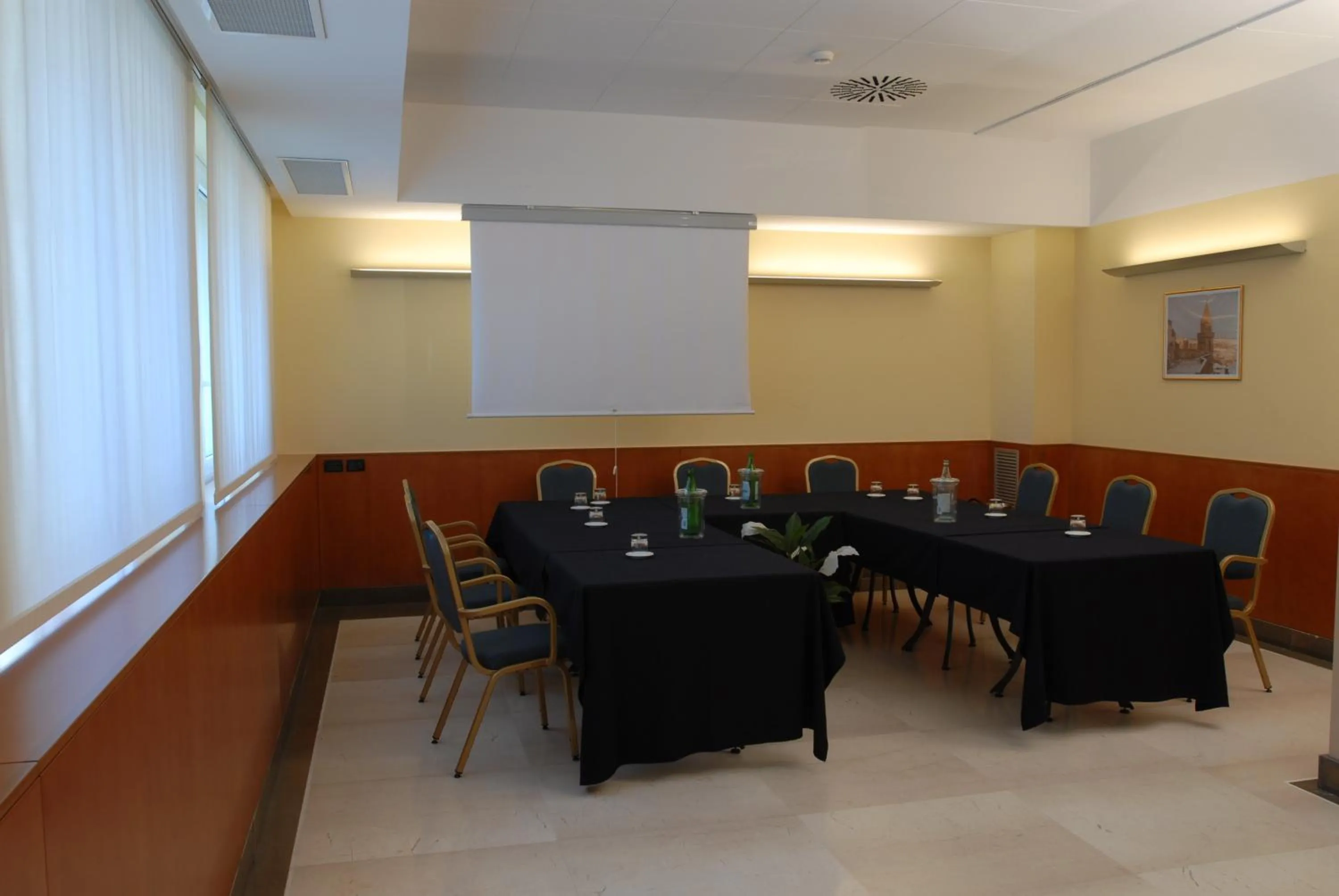 Business facilities in Hotel San Domenico Al Piano